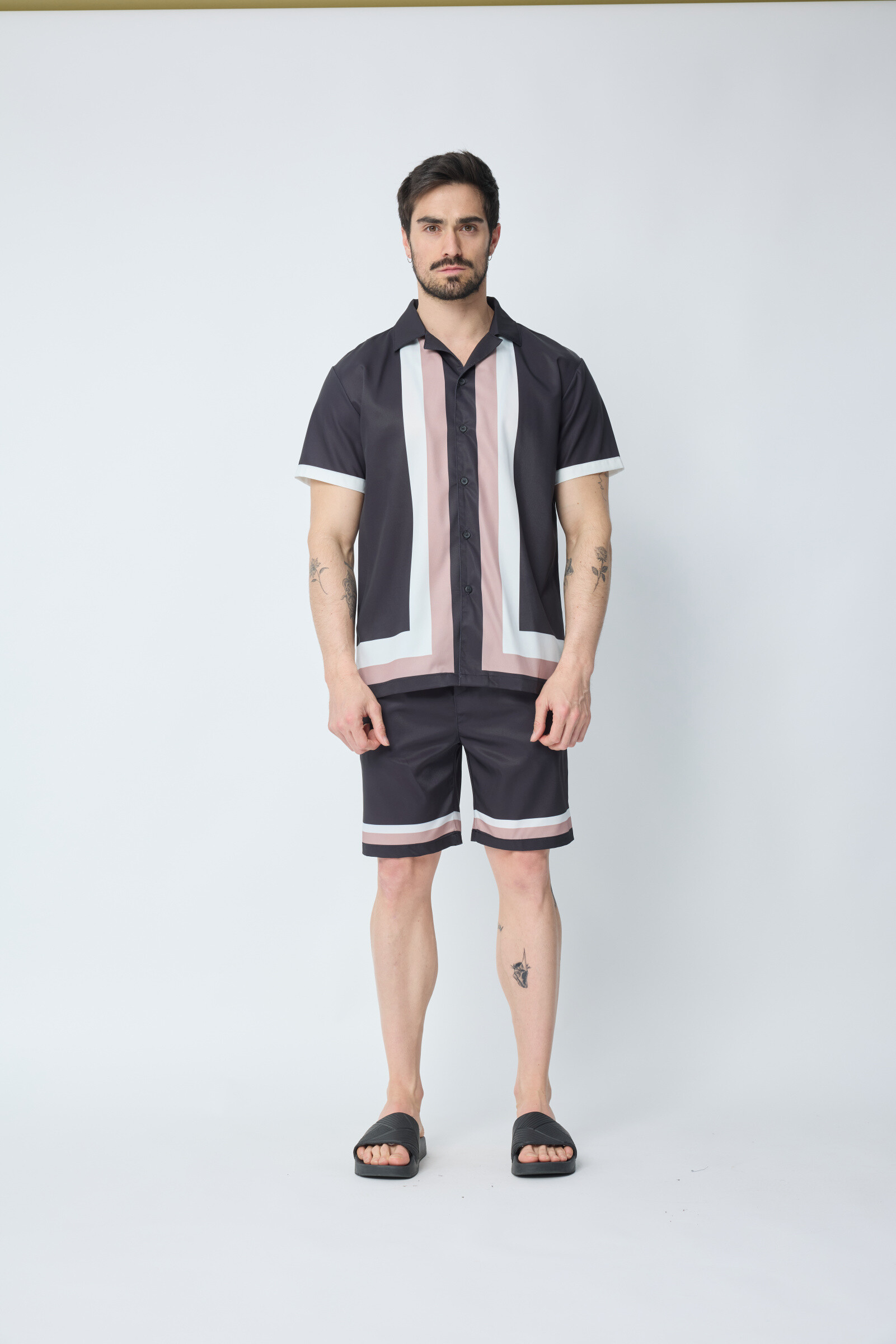Wholesaler Frilivin - Short shirt set