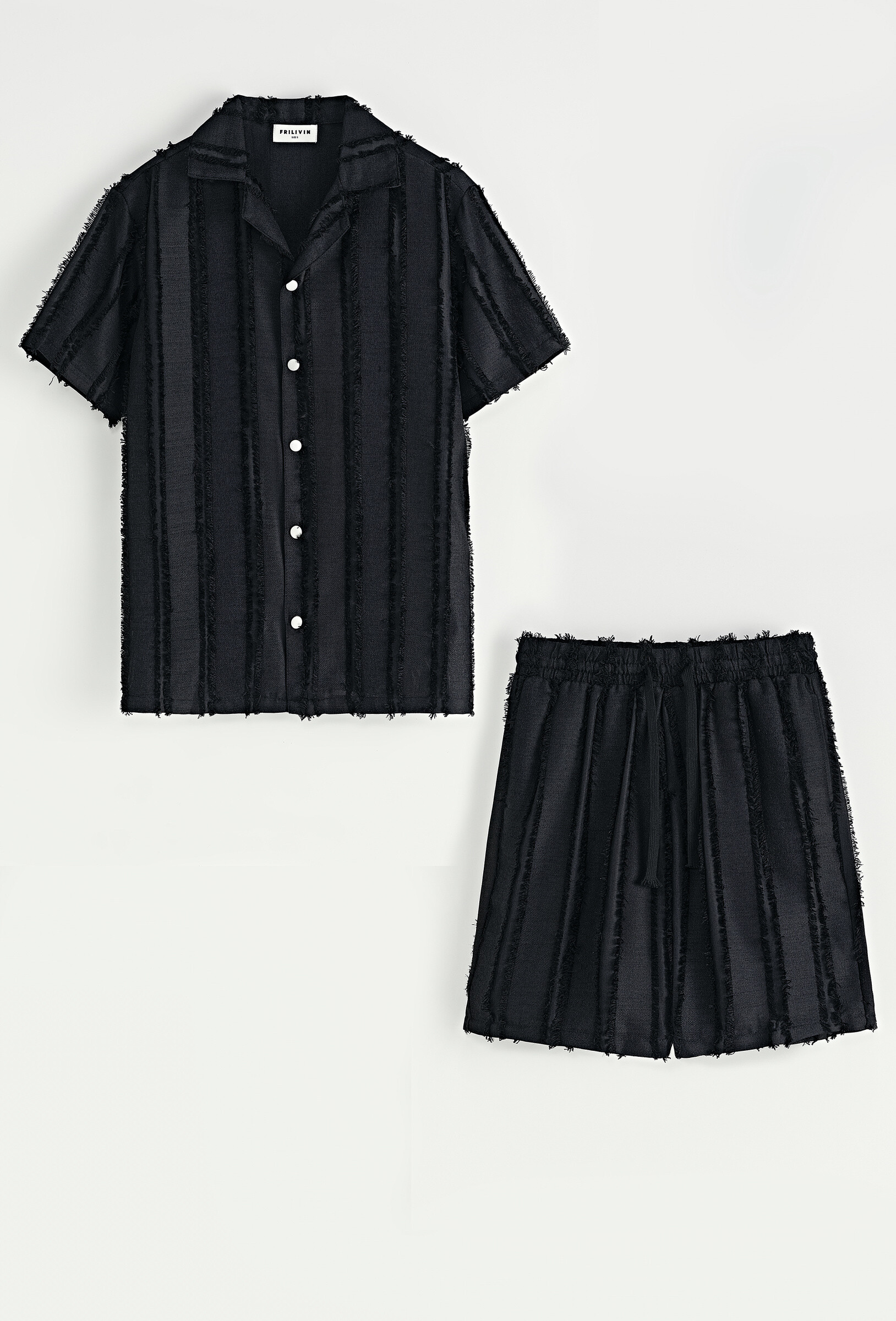Großhändler Frilivin - Gestreifte Shorts