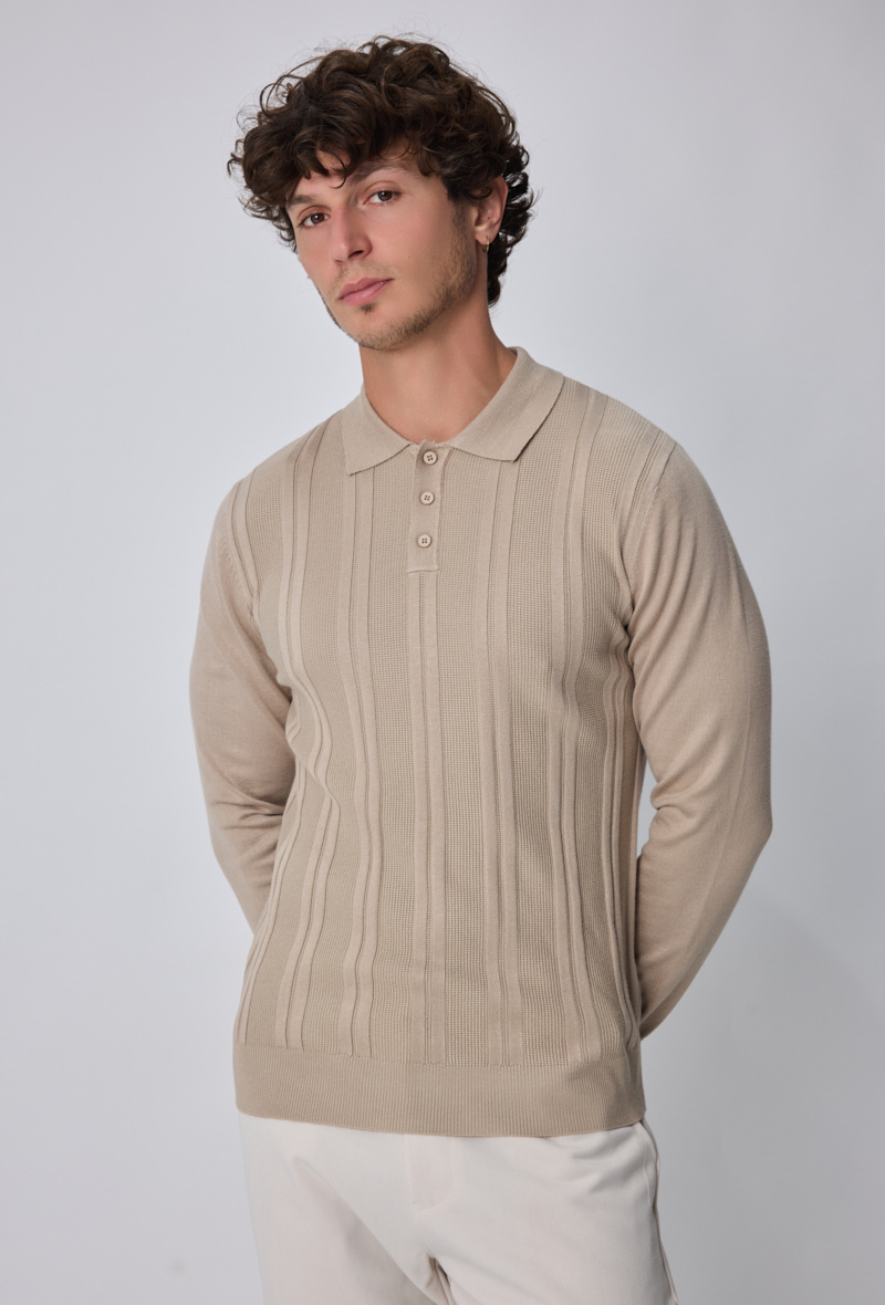 Großhändler Frilivin - Langarm-Polo mit Knopfkragen und strukturierter Oberfläche.