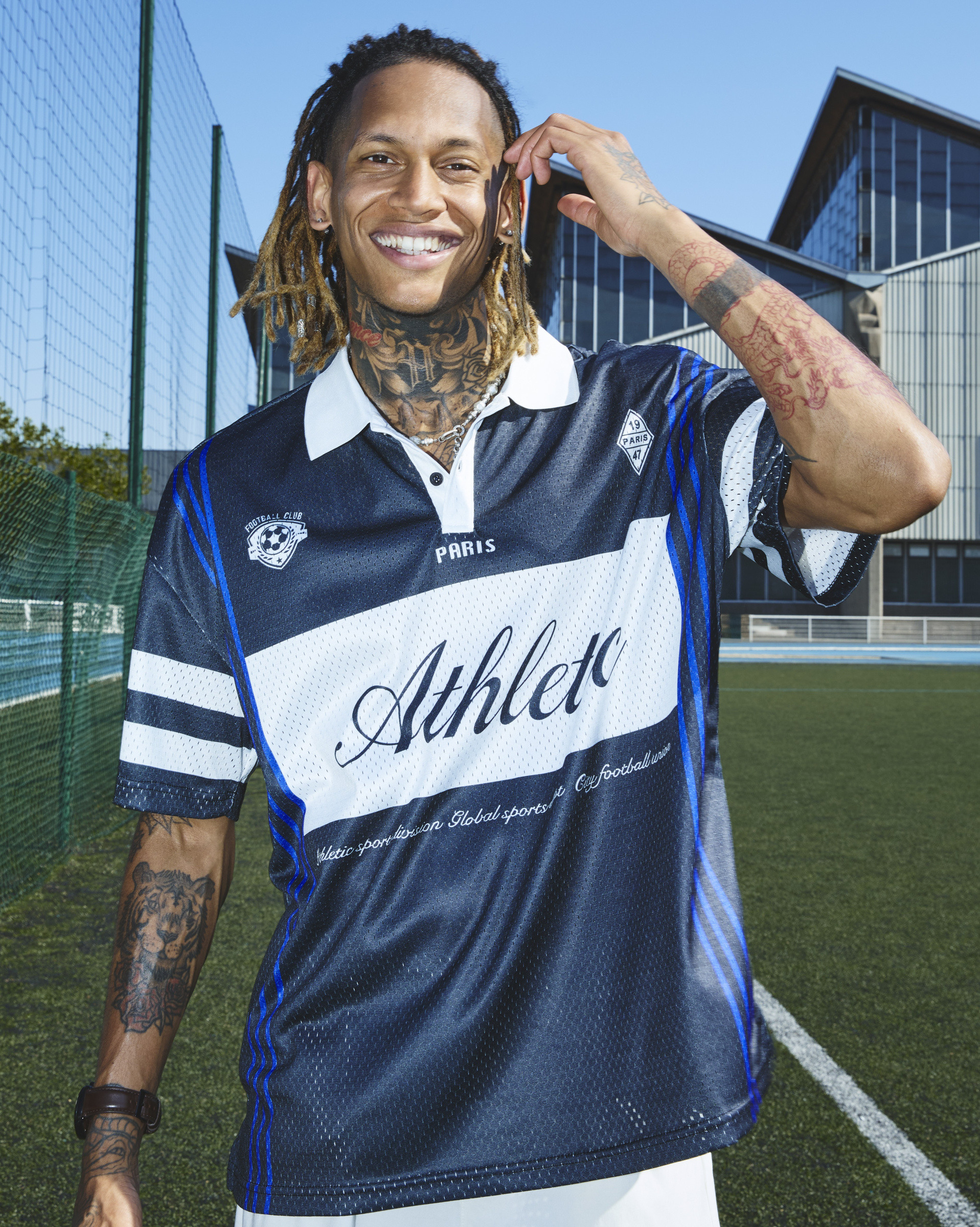 Grossista Frilivin - T-shirt con bottone