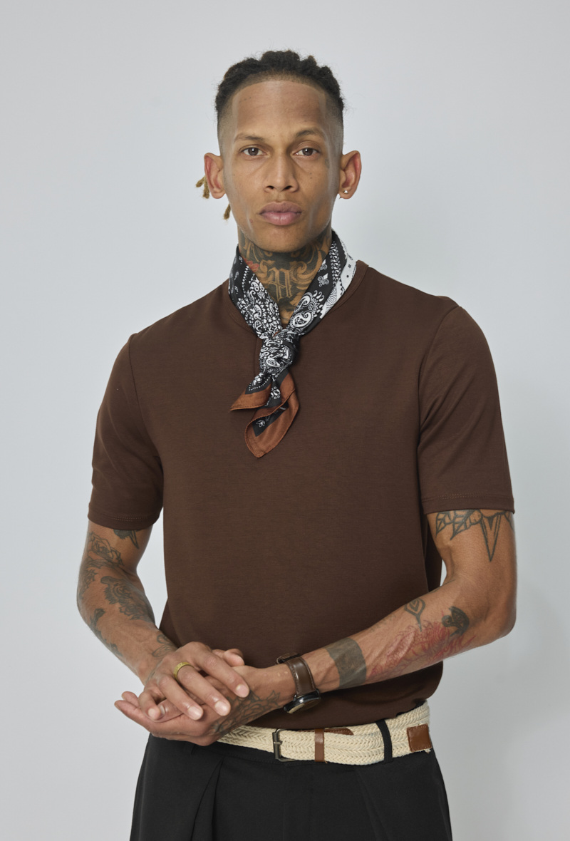Grossista Frilivin - T-shirt elegante