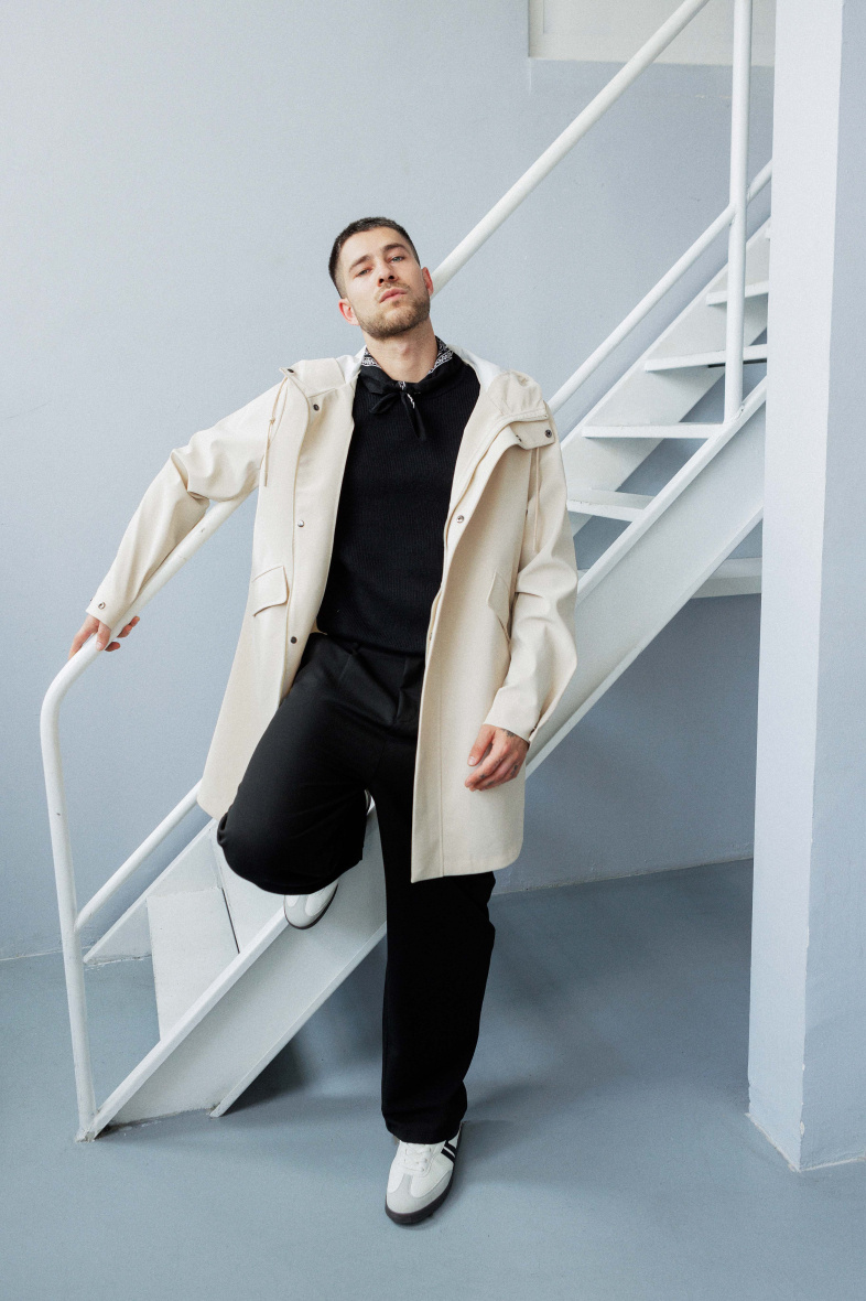 Großhändler Frilivin - Mittellanger Trenchcoat mit Kway-Effekt