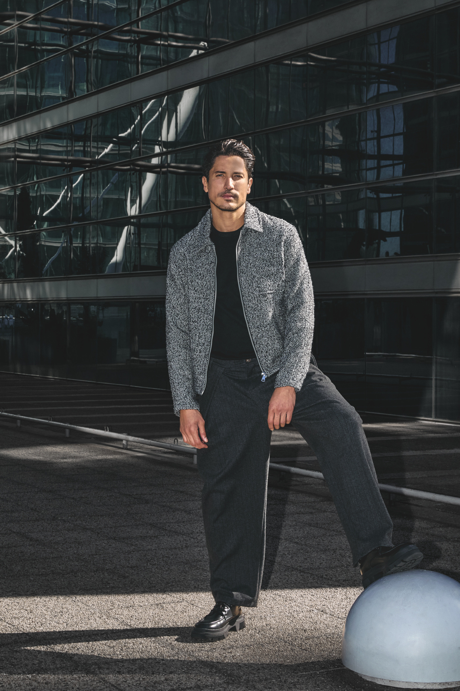 Großhändler Frilivin - Reißverschluss-Tweedjacke