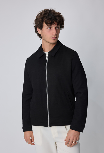 Großhändler Frilivin - Jacke mit Reißverschluss. Großhändler Frilivin - Jacke mit Reißverschluss.