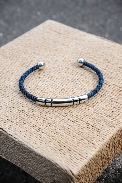 Grossiste Giorgio & Dario - Bracelet homme en acier sans marque Grossiste Giorgio & Dario - Bracelet homme en acier sans marque