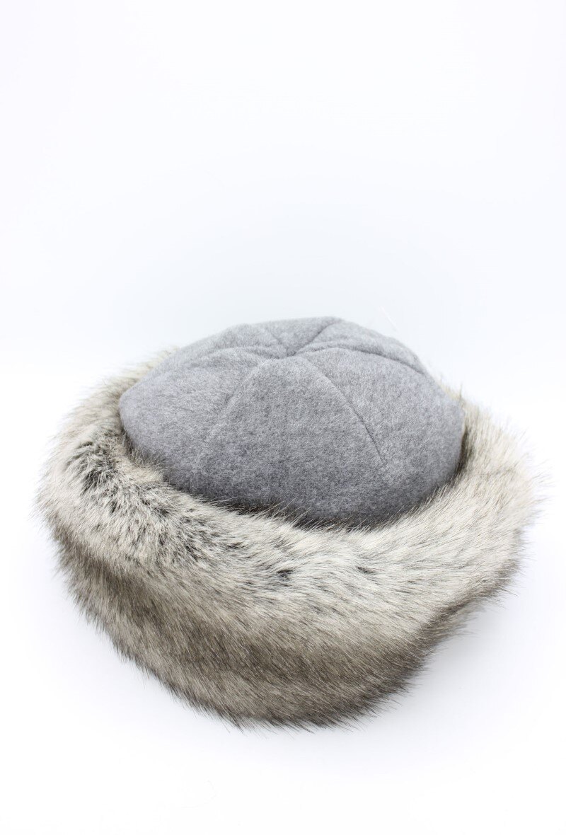 Wholesaler Hologramme Paris - Portugal toque in water-repellent polyester with synthetic fur