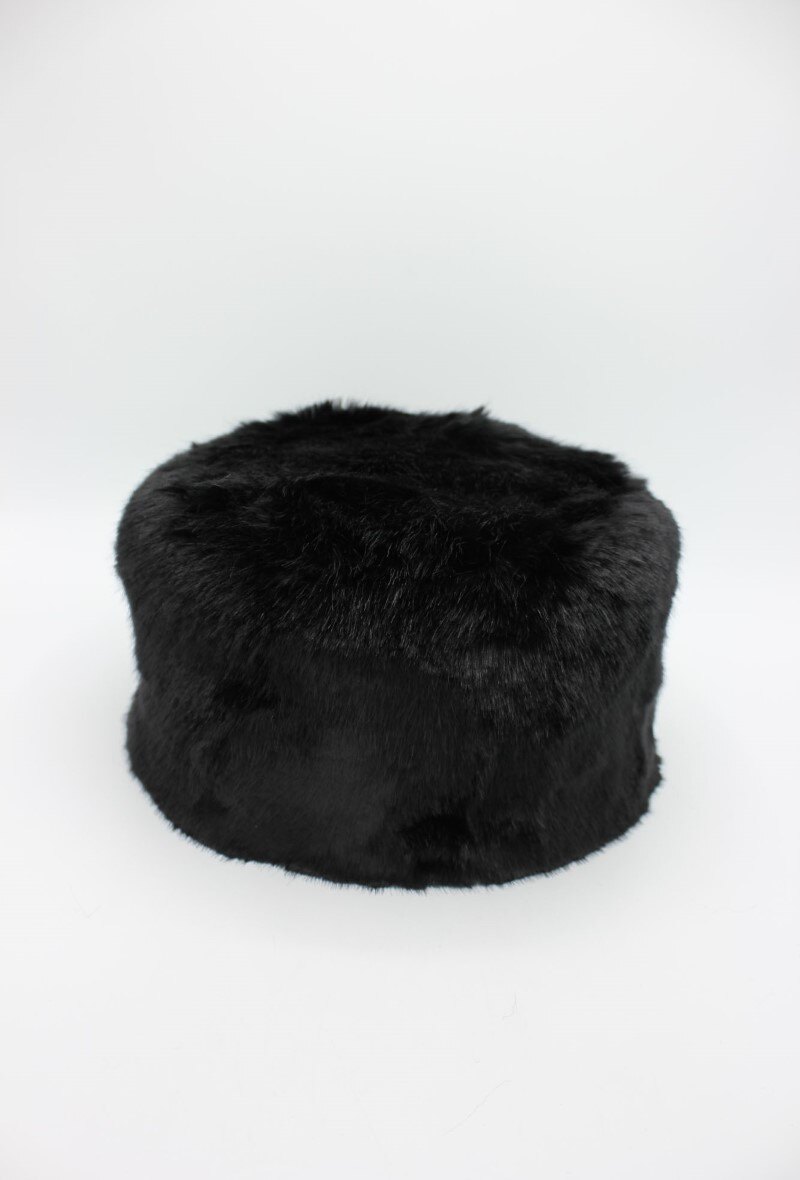 Wholesaler Hologramme Paris - Toque hat with synthetic fur, straight shape Portugal