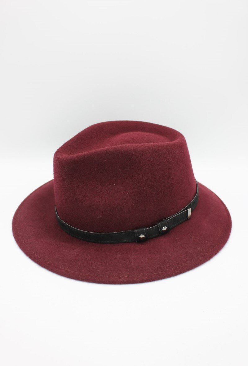 Grossiste Hologramme Paris - Chapeau Italien en pure laine avec ceinture noir