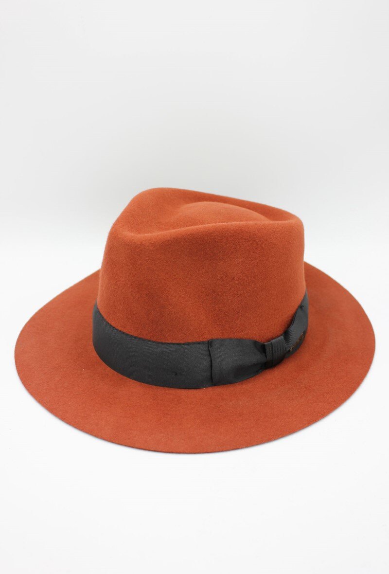 Grossista Hologramme Paris - Cappello italiano in pura lana impermeabile e crushable
