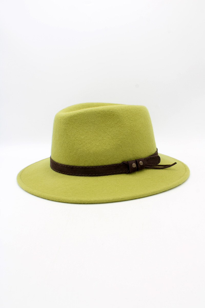 Grossista Hologramme Paris - Cappello italiano in pura lana impermeabile e pieghevole con cintura