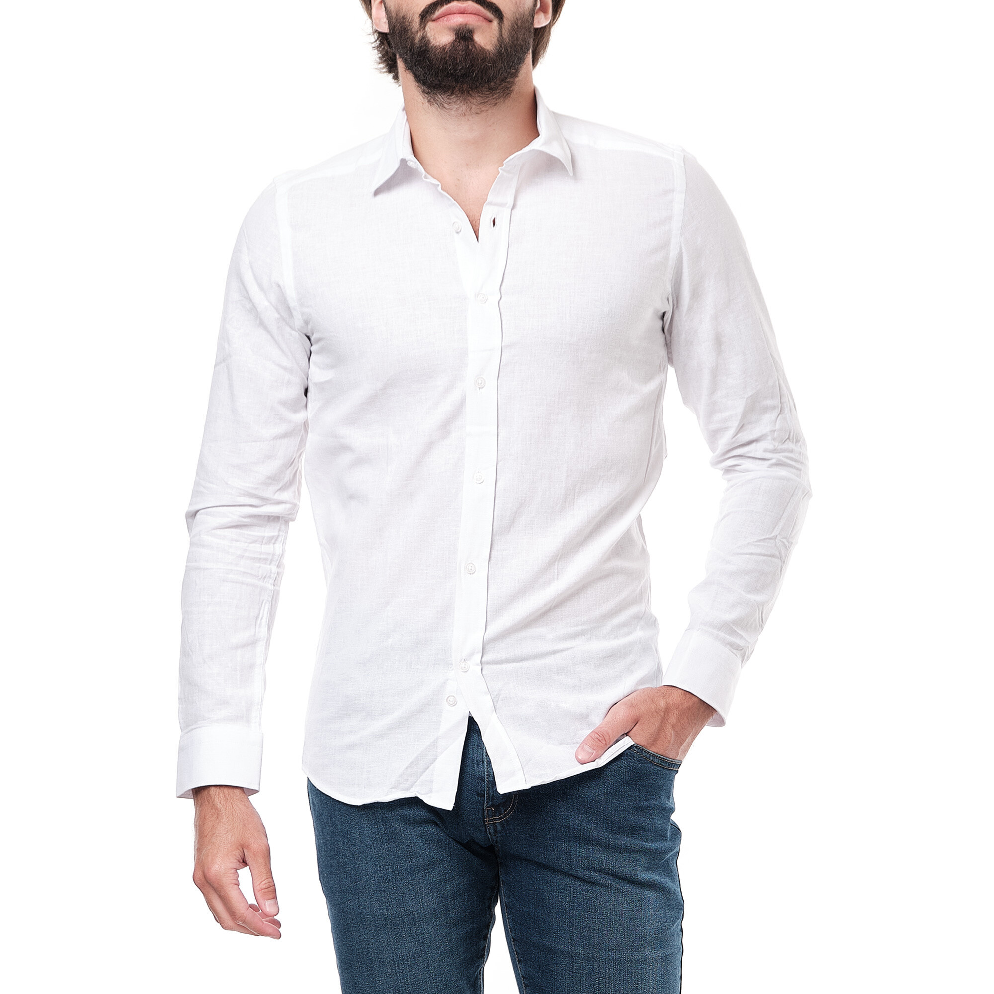 Cette chemise combine confort et style, parfaite pour un look décontracté ou semi-formel. Sa composition en coton et lin en fait un choix idéal pour les saisons plus chaudes. Ajoutez cette chemise polyvalente à votre garde-robe pour un look raffiné et confortable au quotidien.