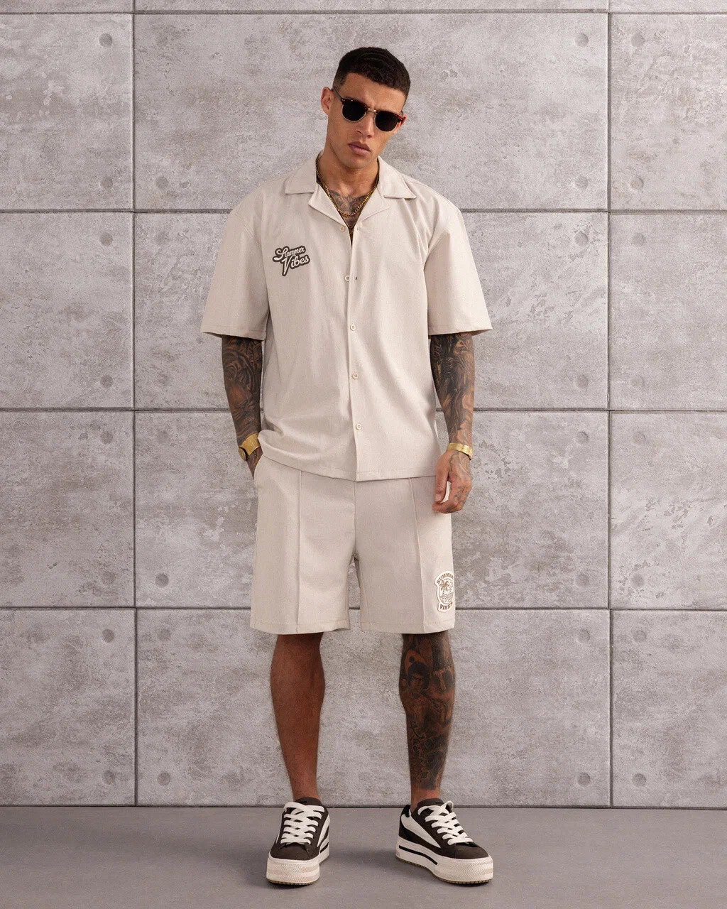 Wholesaler Invictus Paris - Short shirt set