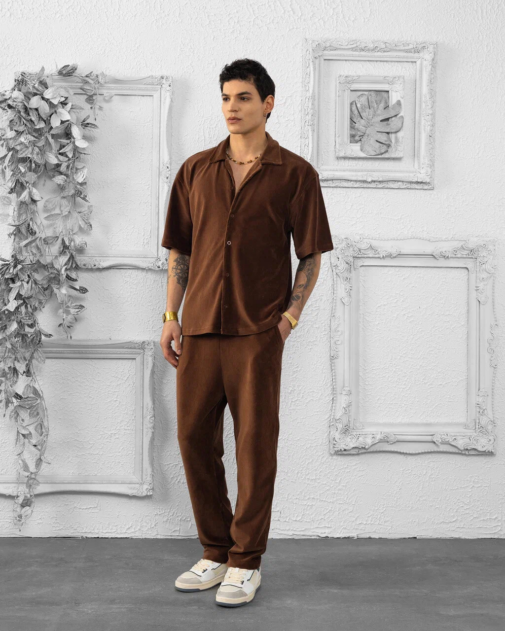 Wholesaler Invictus Paris - Velour man ensemble
