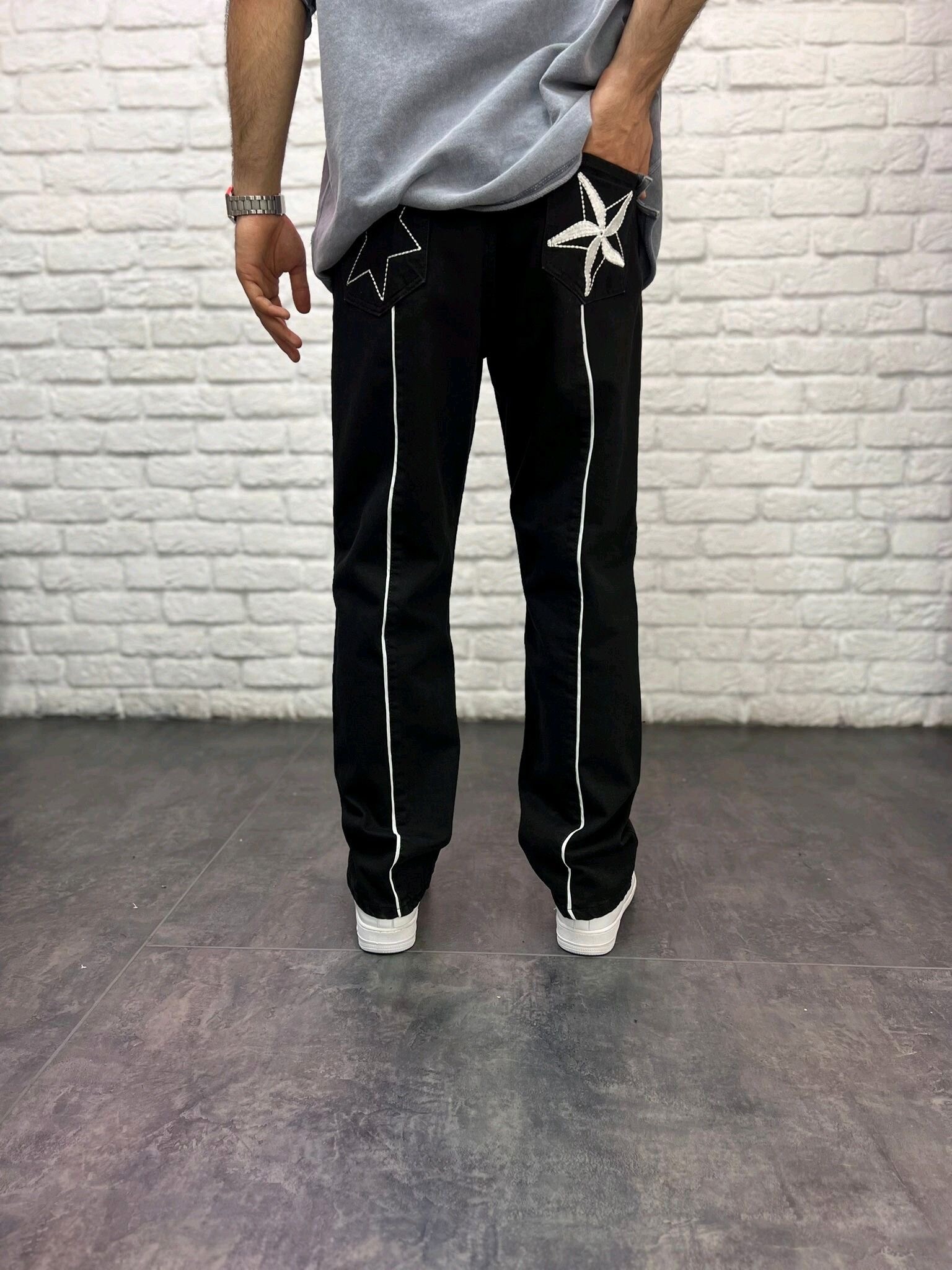 Grossiste Invictus Paris - JEANS RELAX FIT