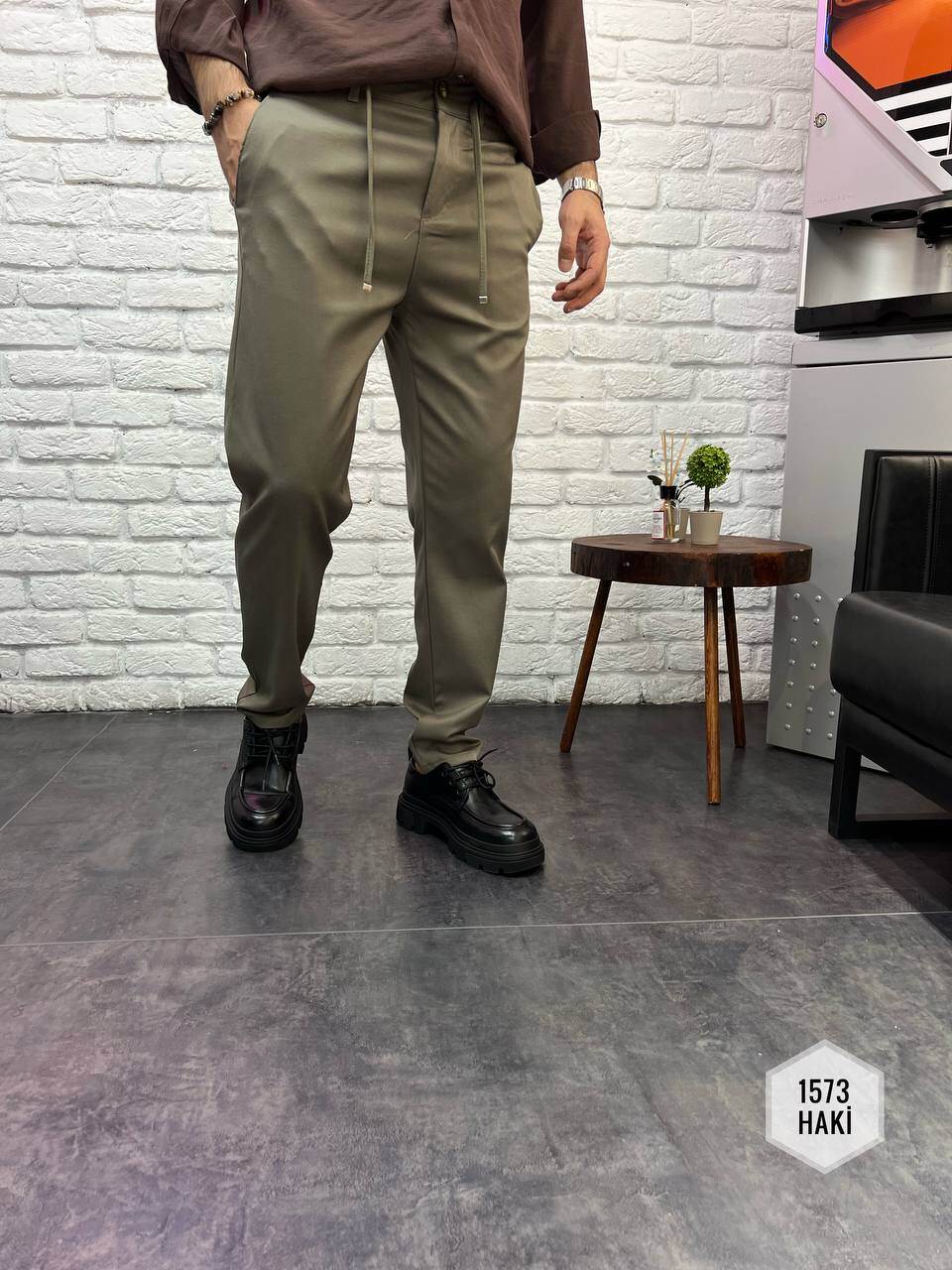 Wholesaler Invictus Paris - MEN'S RELAXED FIT TROUSERS