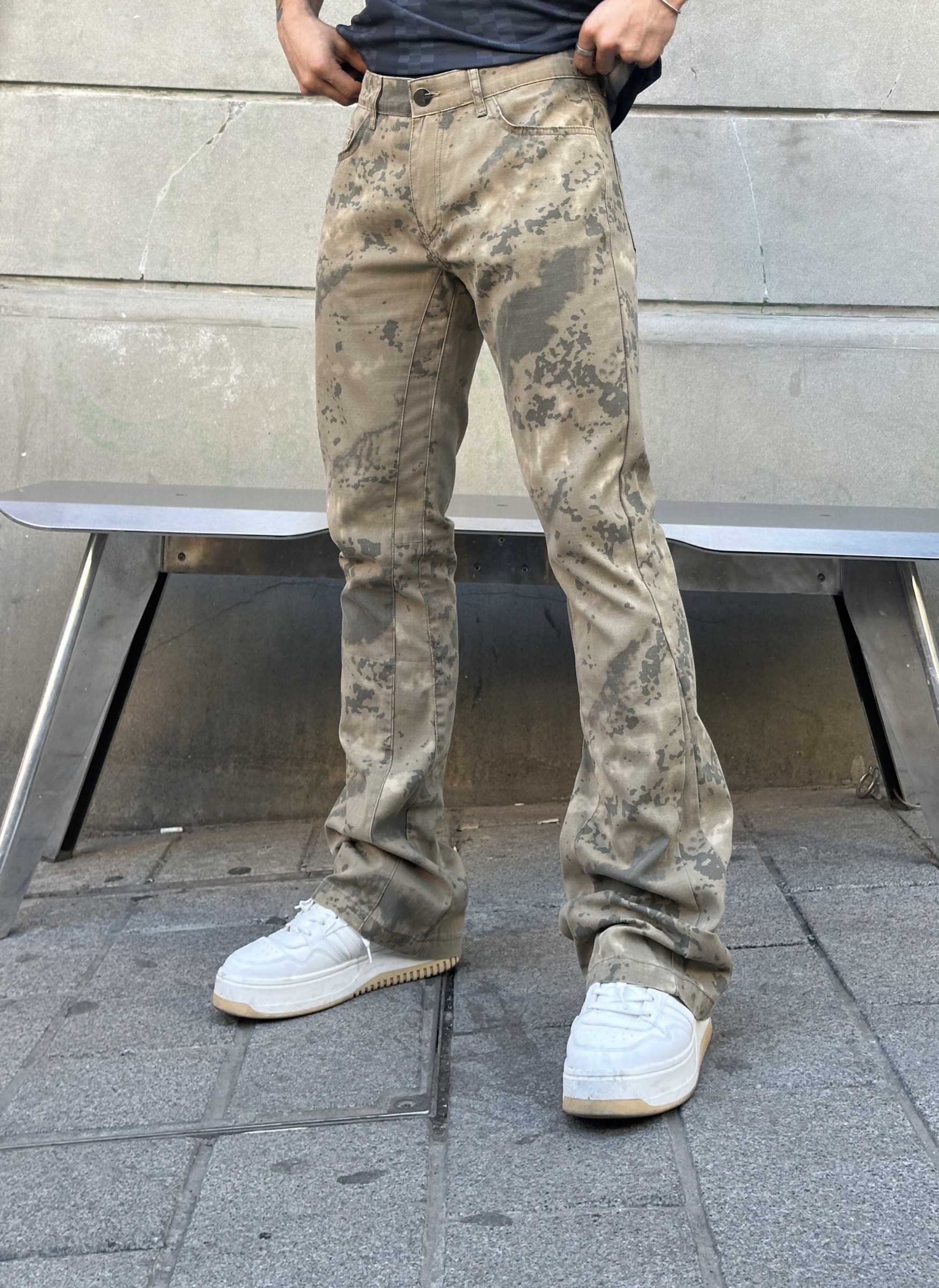 Grossista Invictus Paris - PANTALONI DA UOMO CON VESTIBILITÀ RILASSATA