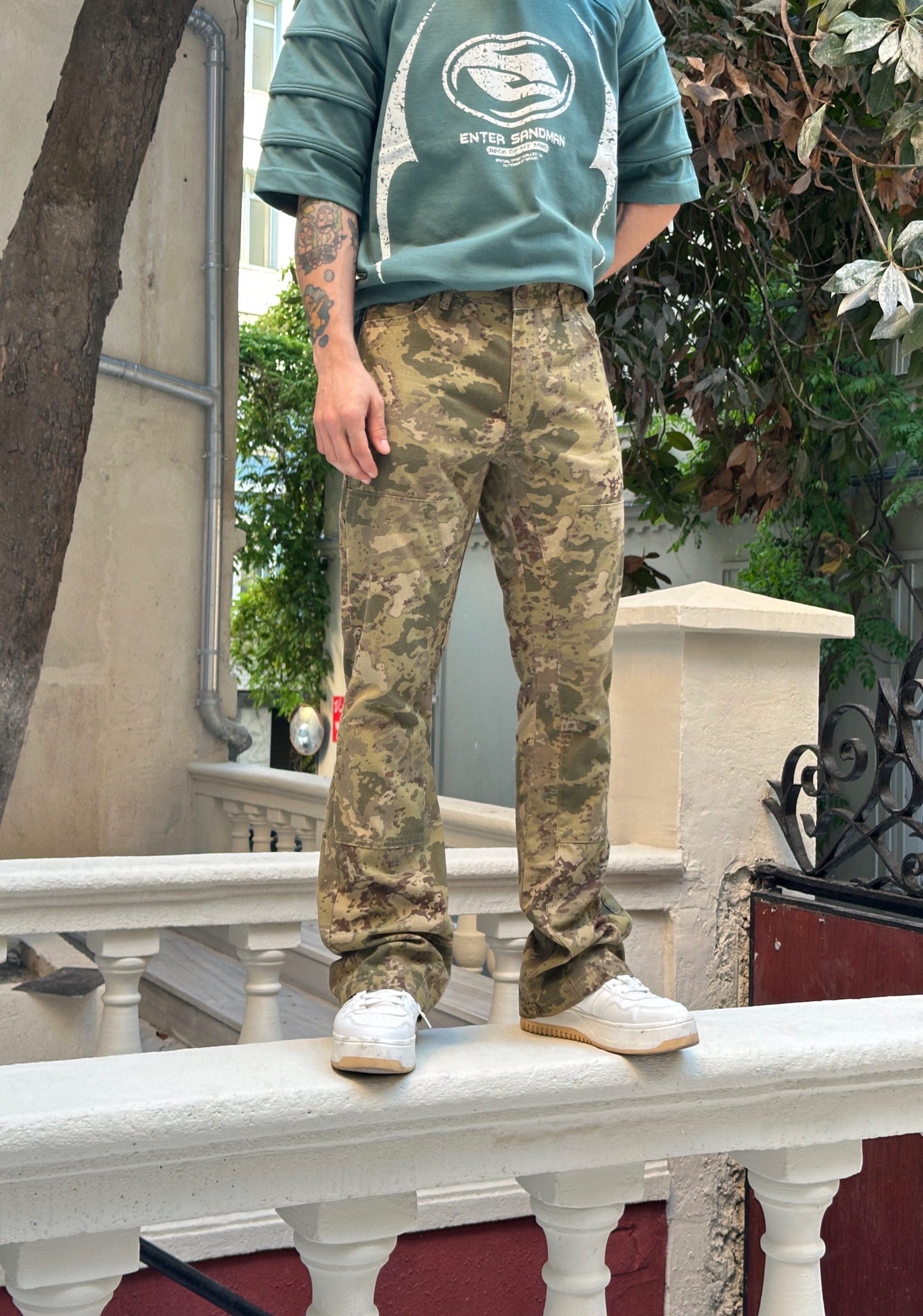Grossista Invictus Paris - PANTALONI DA UOMO CON VESTIBILITÀ RILASSATA