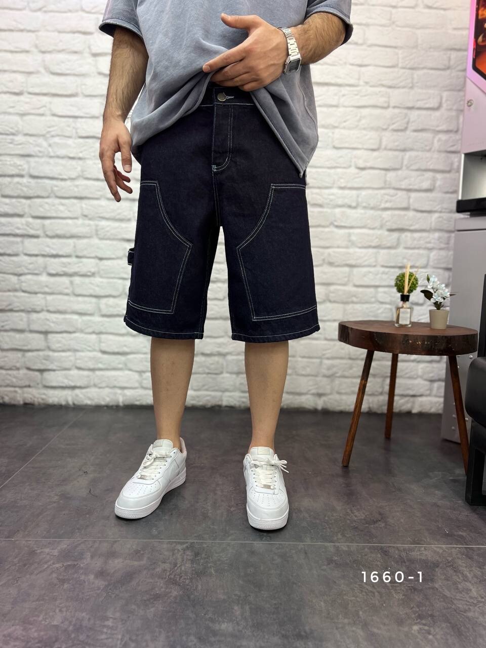 Wholesaler Invictus Paris - SHORTS