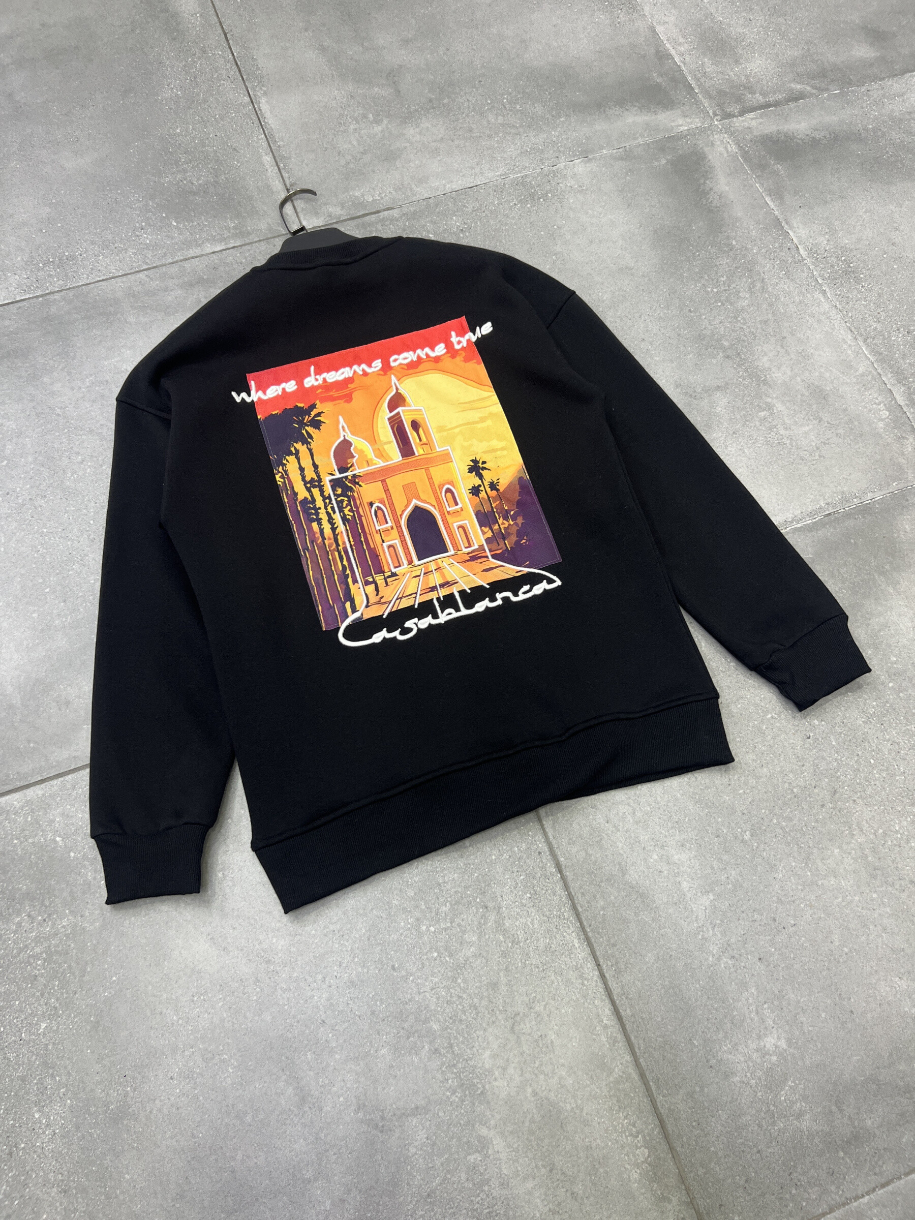 Großhändler Invictus Paris - RUNDHALS-SWEATSHIRT FÜR HERREN