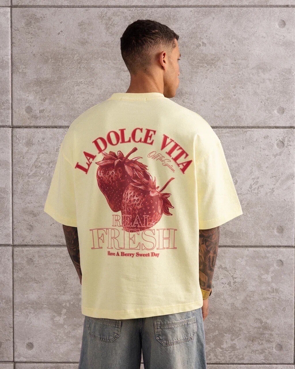 Grossiste Invictus Paris - T-SHIRT HOMME OVERSIZE BRODERIE 280 GSM