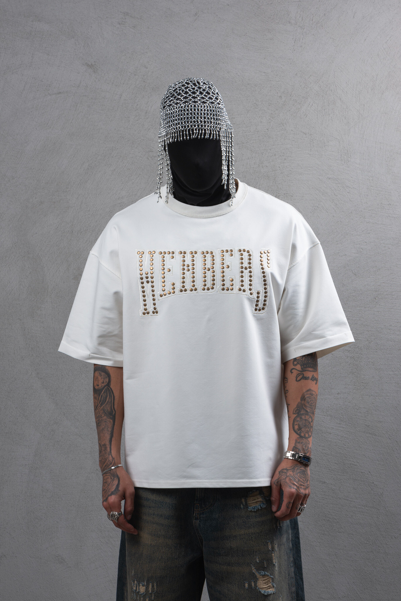 Wholesaler Invictus Paris - 260 GSM OVERSIZE T-shirt with nail