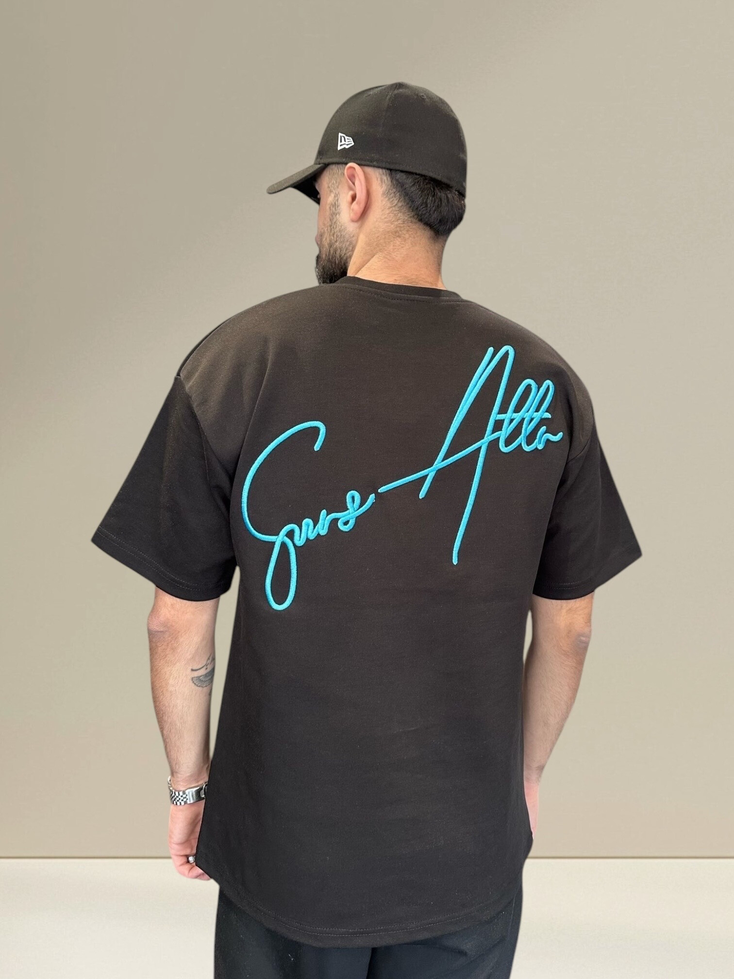 Wholesaler Invictus Paris - 400gsm men's t-shirt