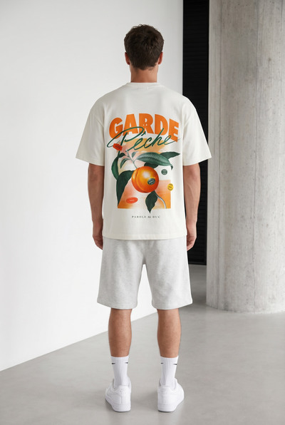 Großhändler Invictus Paris - 350 GSM T-Shirt Großhändler Invictus Paris - 350 GSM T-Shirt