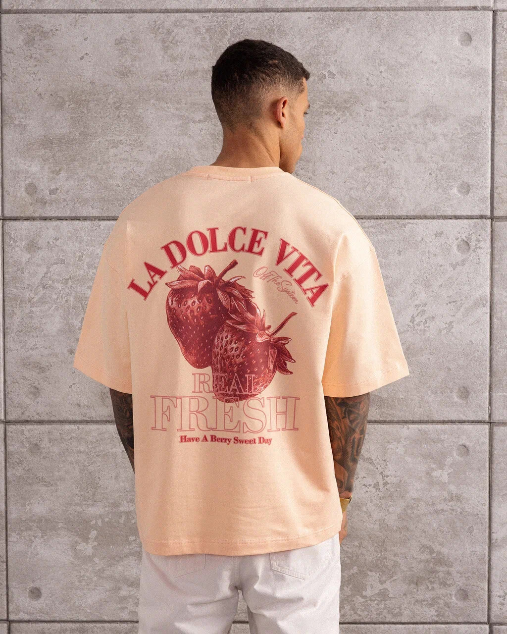 Wholesaler Invictus Paris - Oversize men's t-shirt 230 GSM