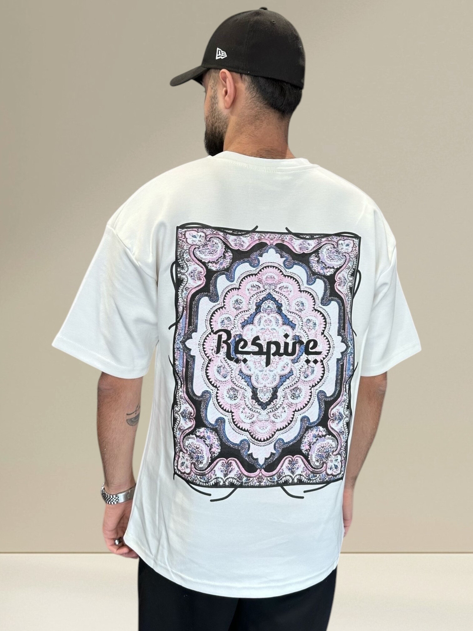 Wholesaler Invictus Paris - 400gsm men's t-shirt