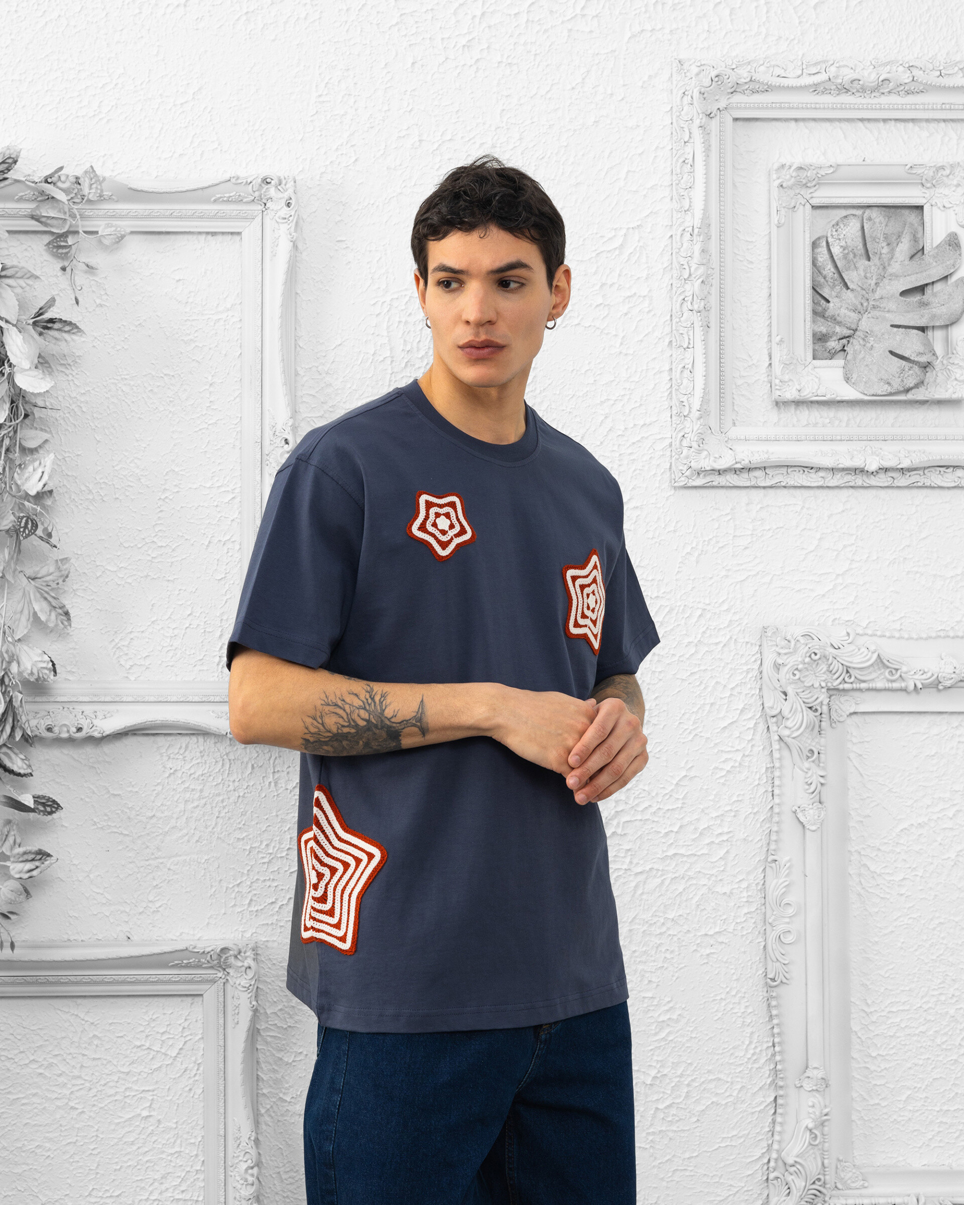 Wholesaler Invictus Paris - REGULAR MALE T-shirt 230 GSM with Star Empiece