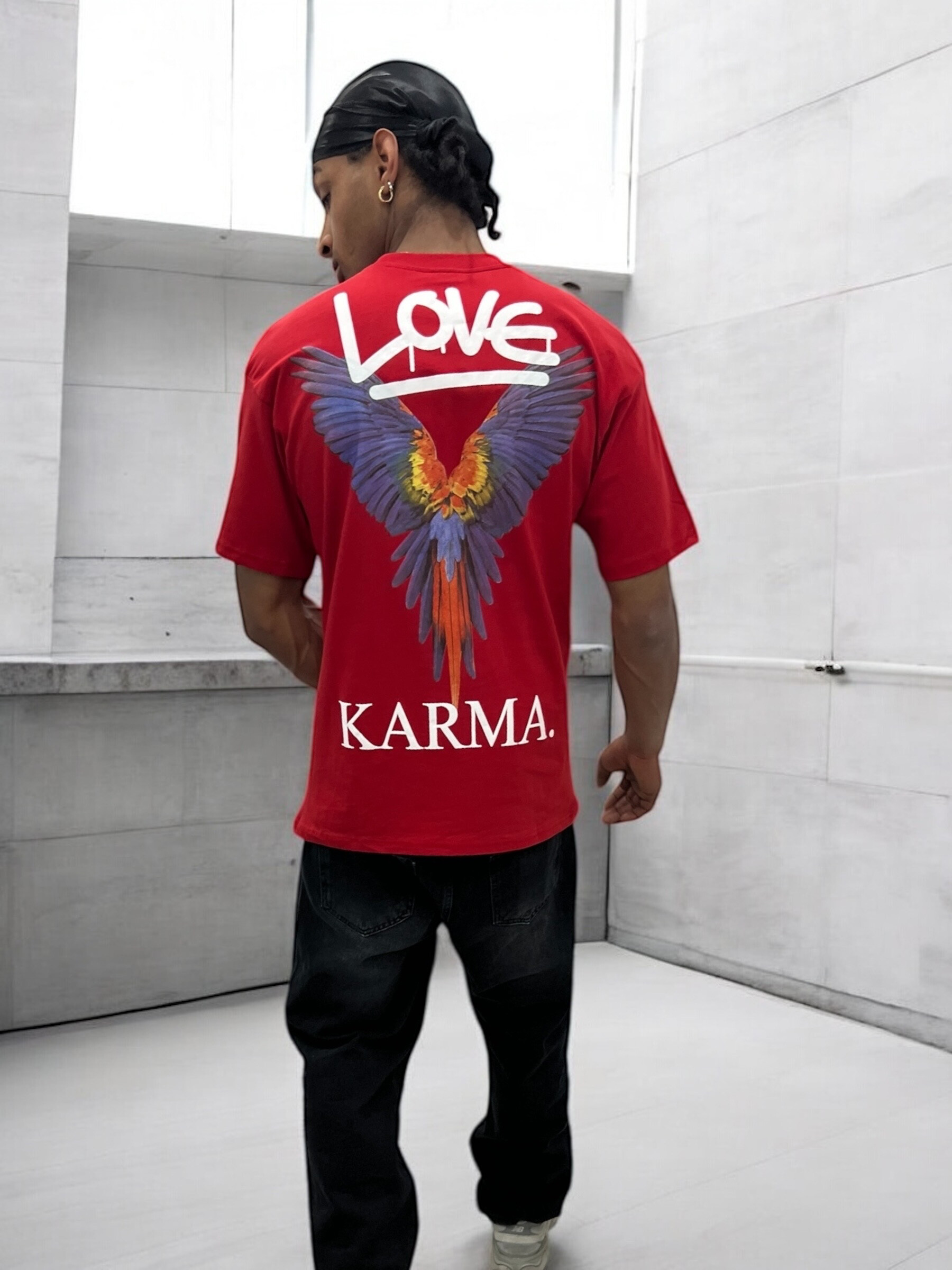 Grossiste Invictus Paris - T-SHIRT homme