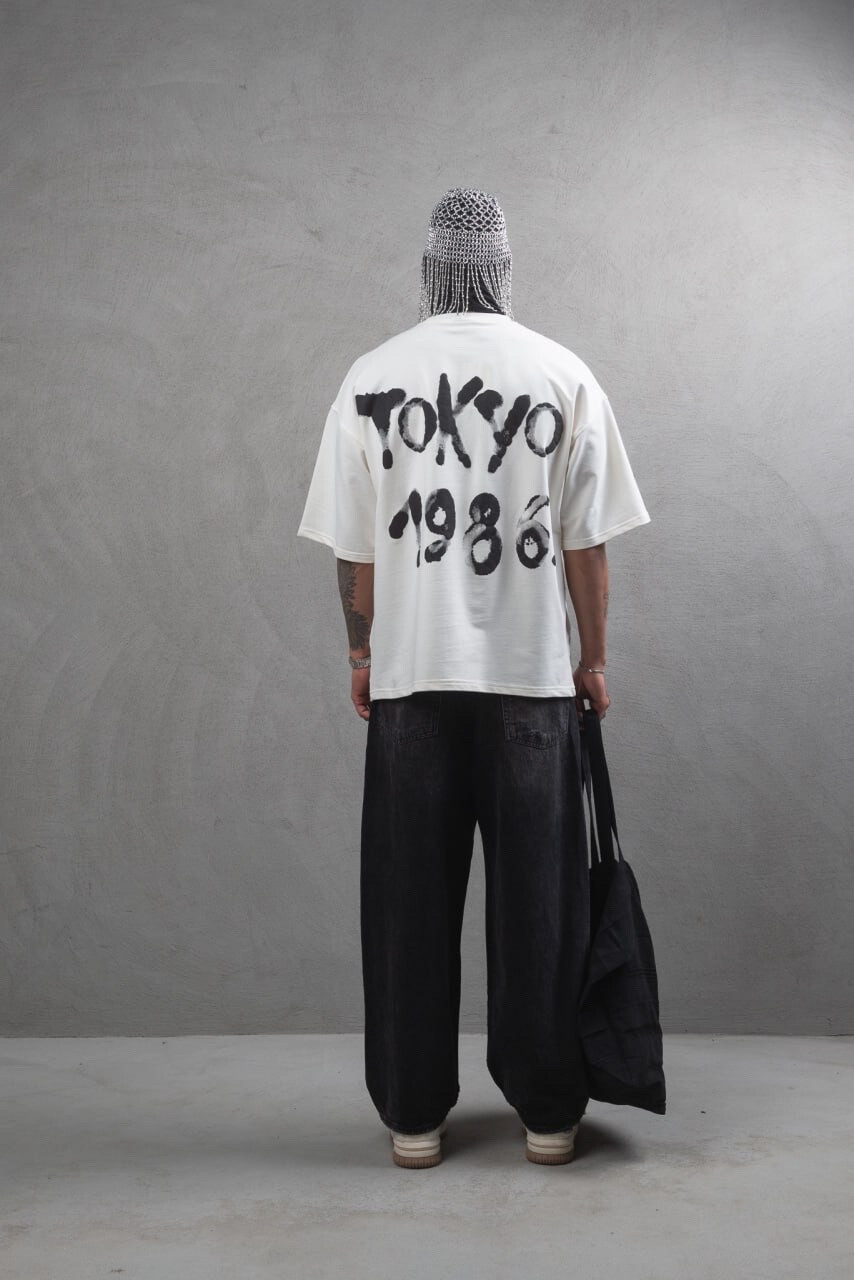 Wholesaler Invictus Paris - 260 GSM OVERSIZE T-shirt