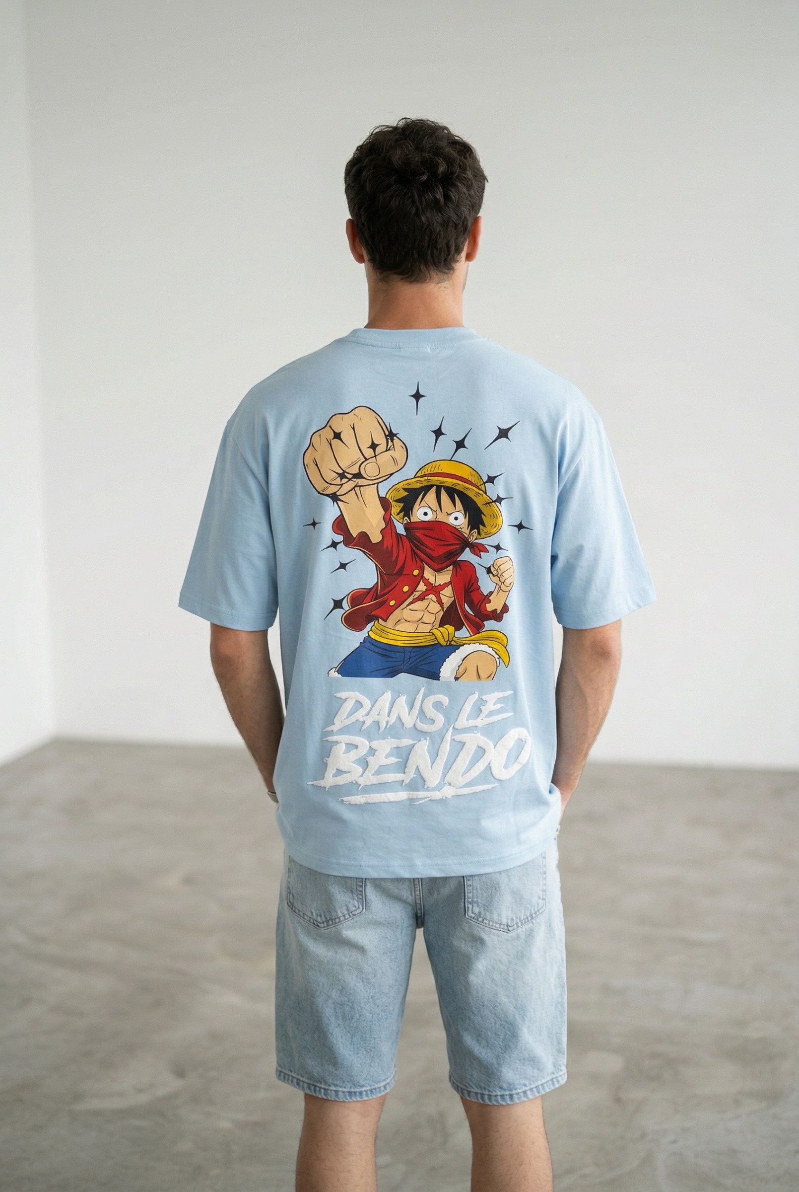 Wholesaler Invictus Paris - 350 GSM T-shirt