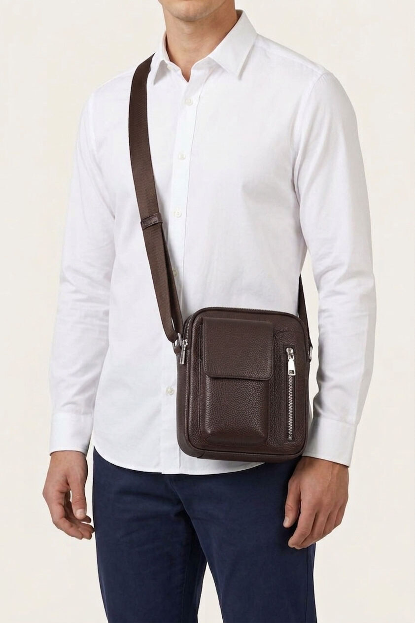 Wholesaler JCL - Men's crossbody bag in cowhide leather