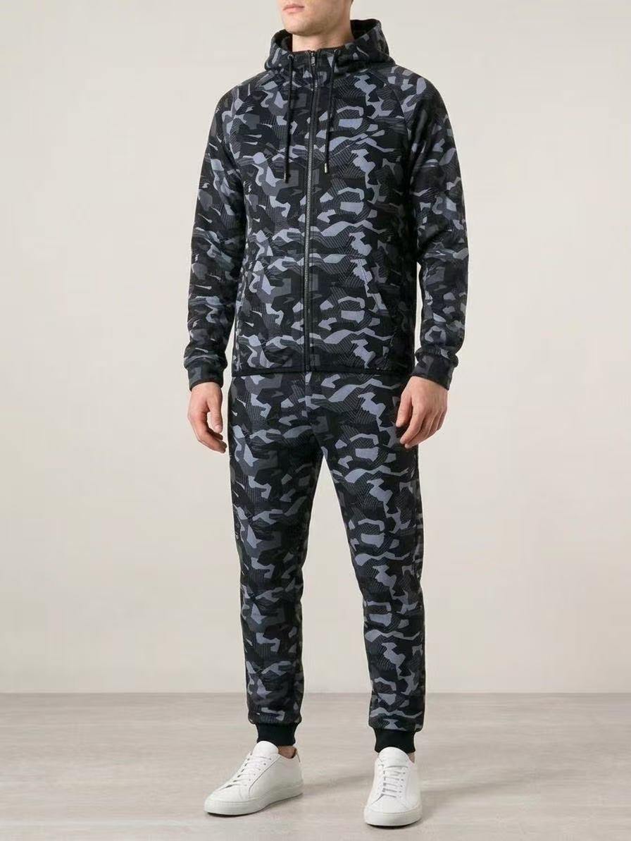Wholesaler Kayenne - Modern camouflage print tracksuit set