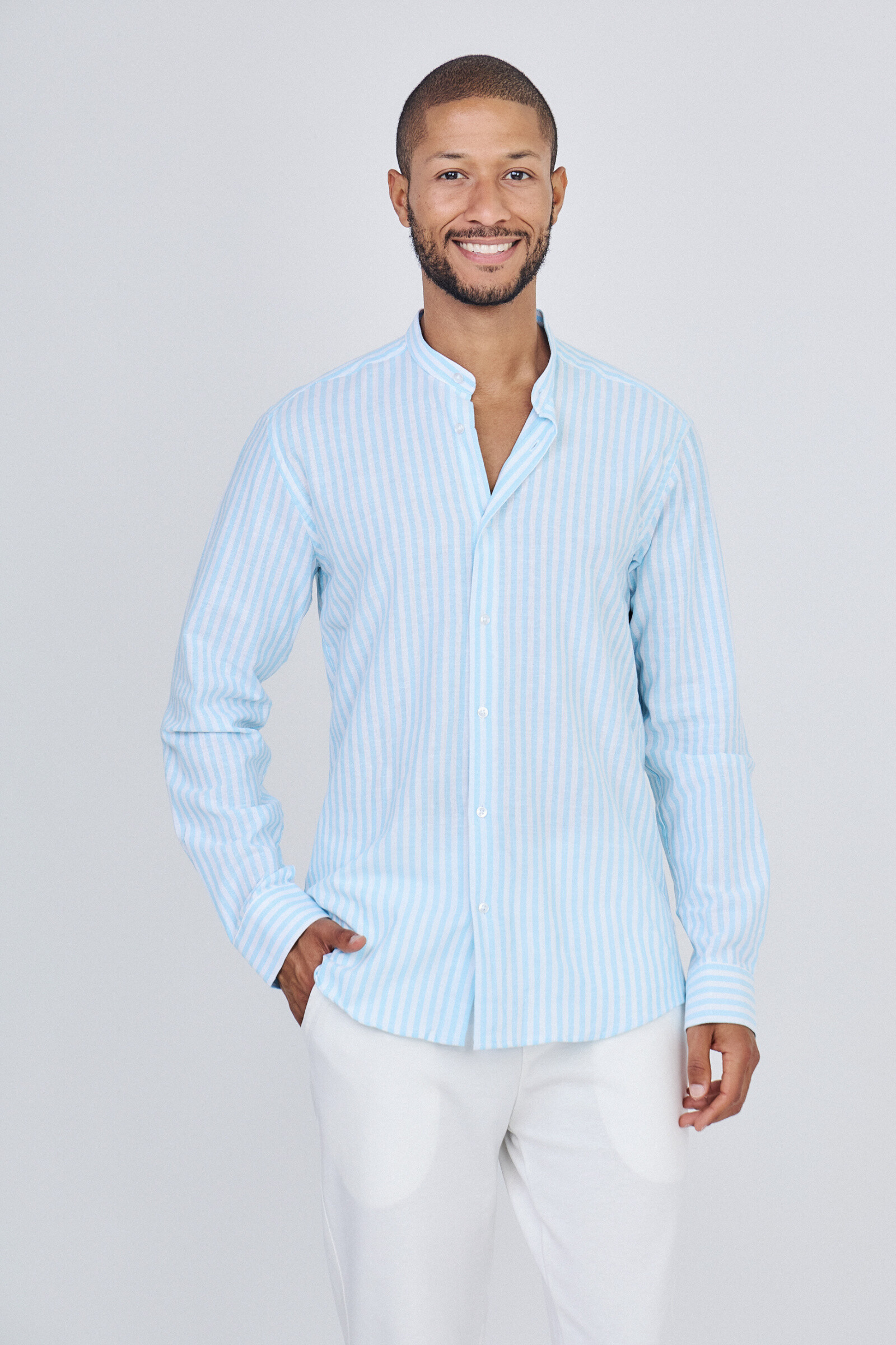Mayorista Kharma - Cuello de la camisa a rayas