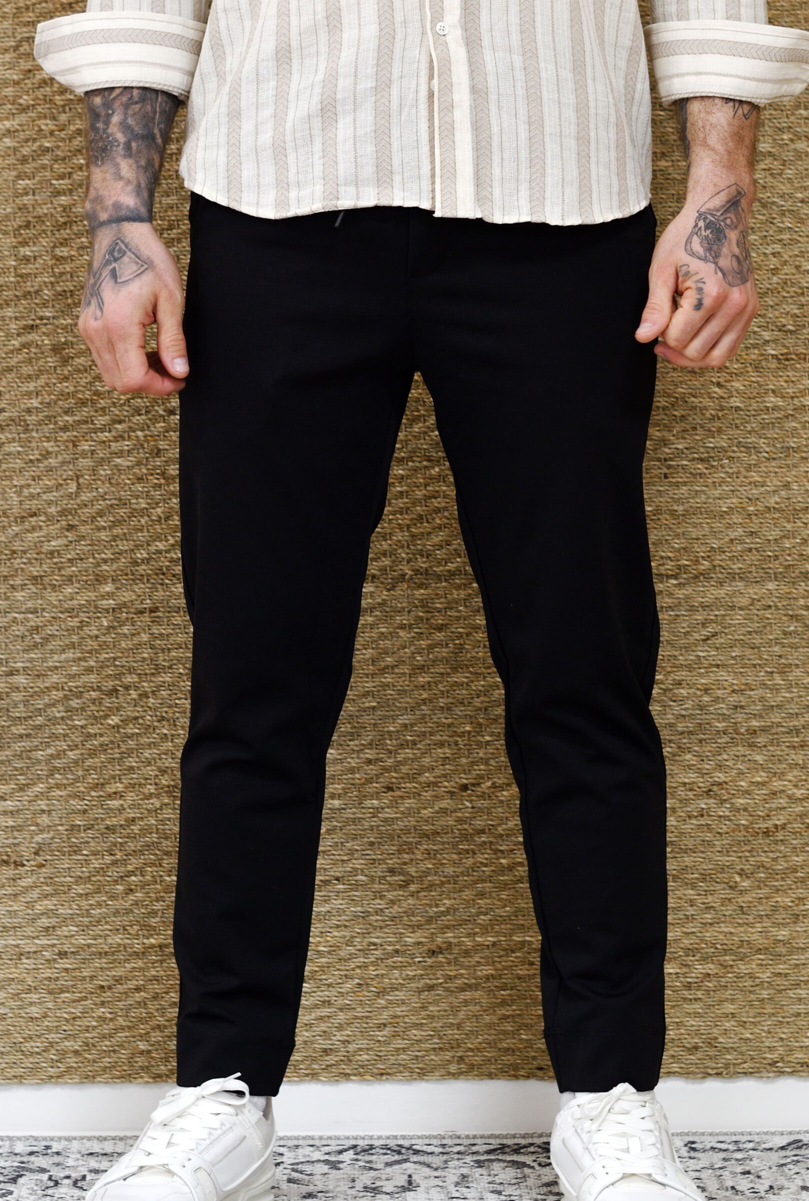 Wholesaler Kharma - UNI Slim Fit pants