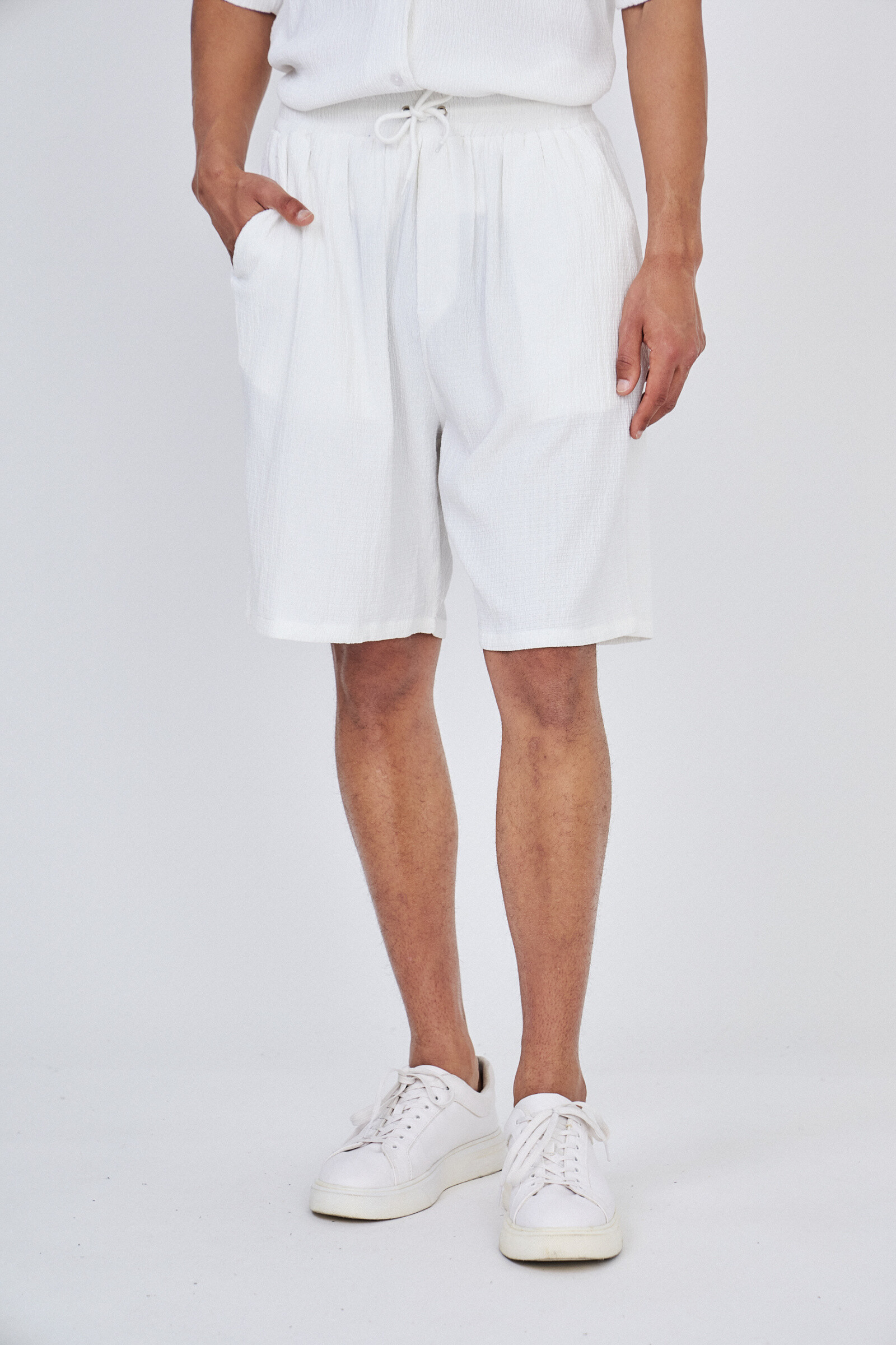 Wholesaler Kharma - Textured casual shorts