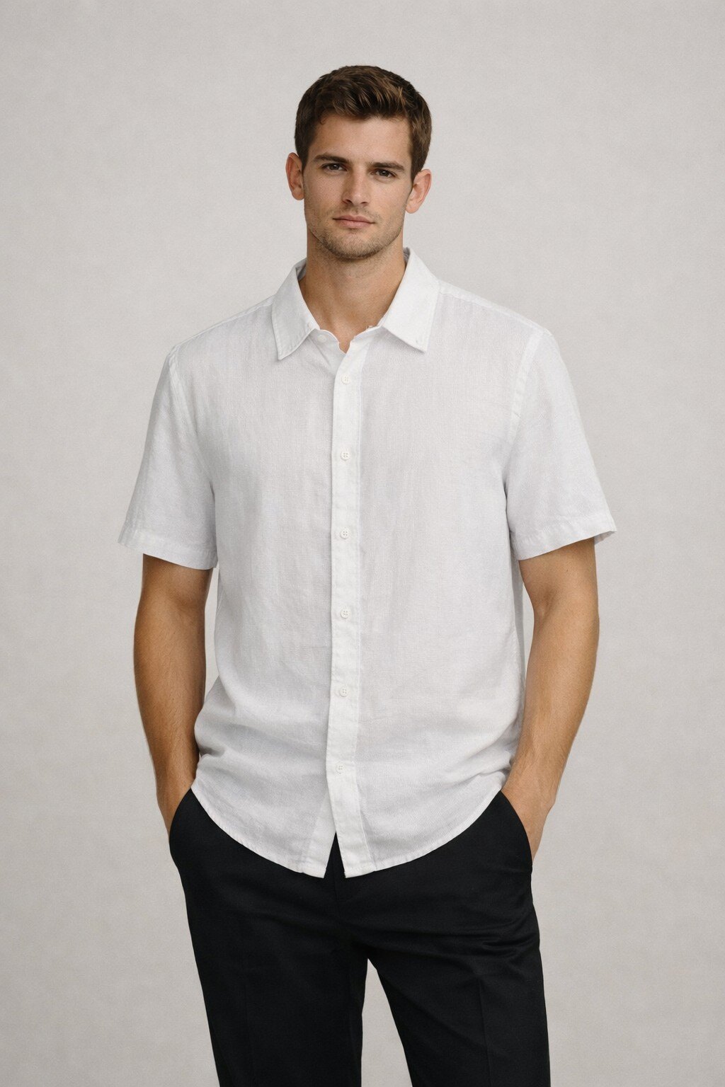 Grossiste KIS₂ - CHEMISE HOMME EN LIN À MANCHES COURTES AVEC COL COL CONFORTABLE BOUTONS FRONTAUX COULEUR UNIE TAILLE UNIQUE