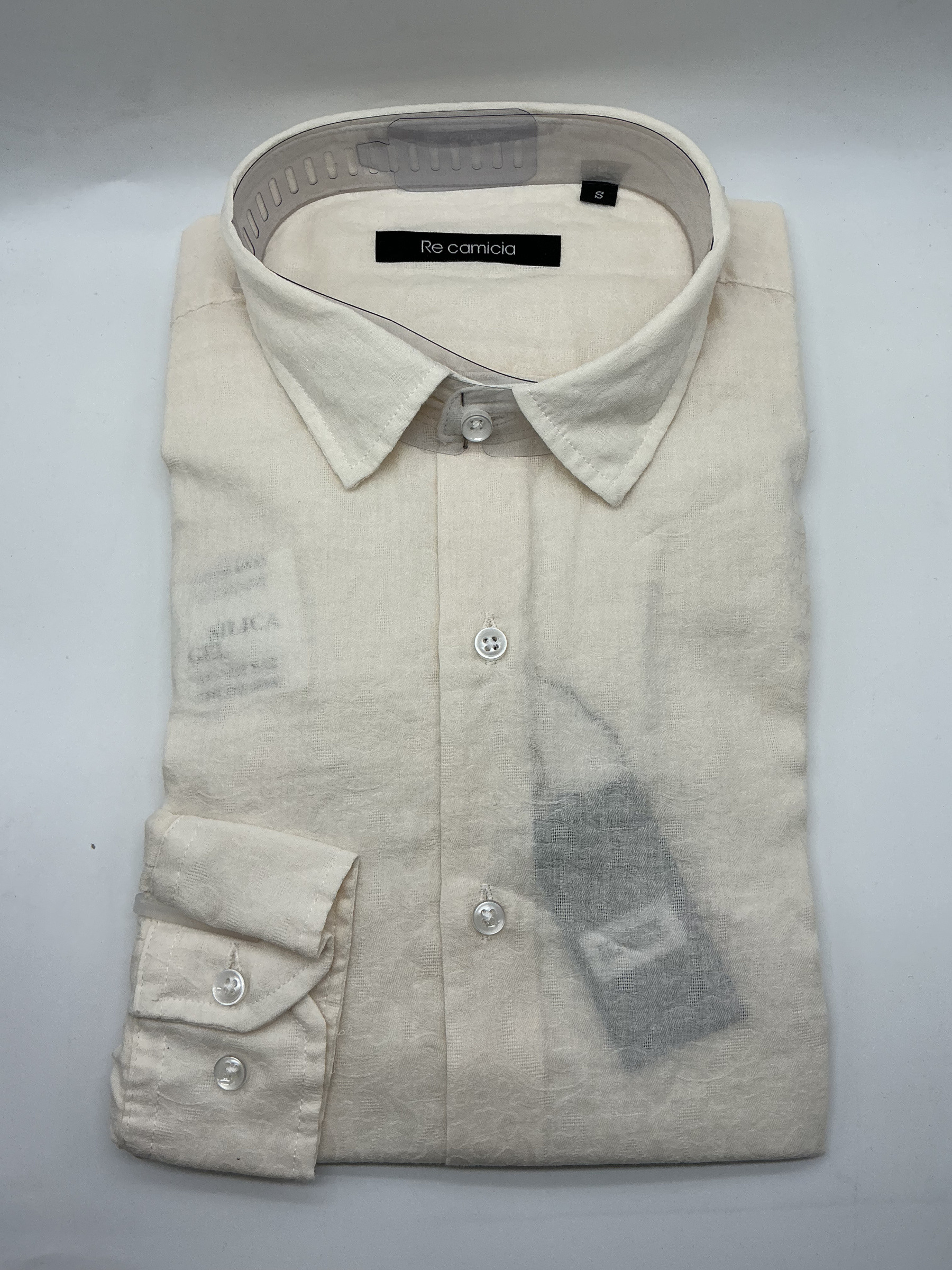 Grossiste KIS₂ - CHEMISE HOMME EN LIN MÉLANGÉ CONFORTABLE AVEC COL COL LONGUE MANCHES BOUTONS FRONTAUX UNIE AVEC TAILLES