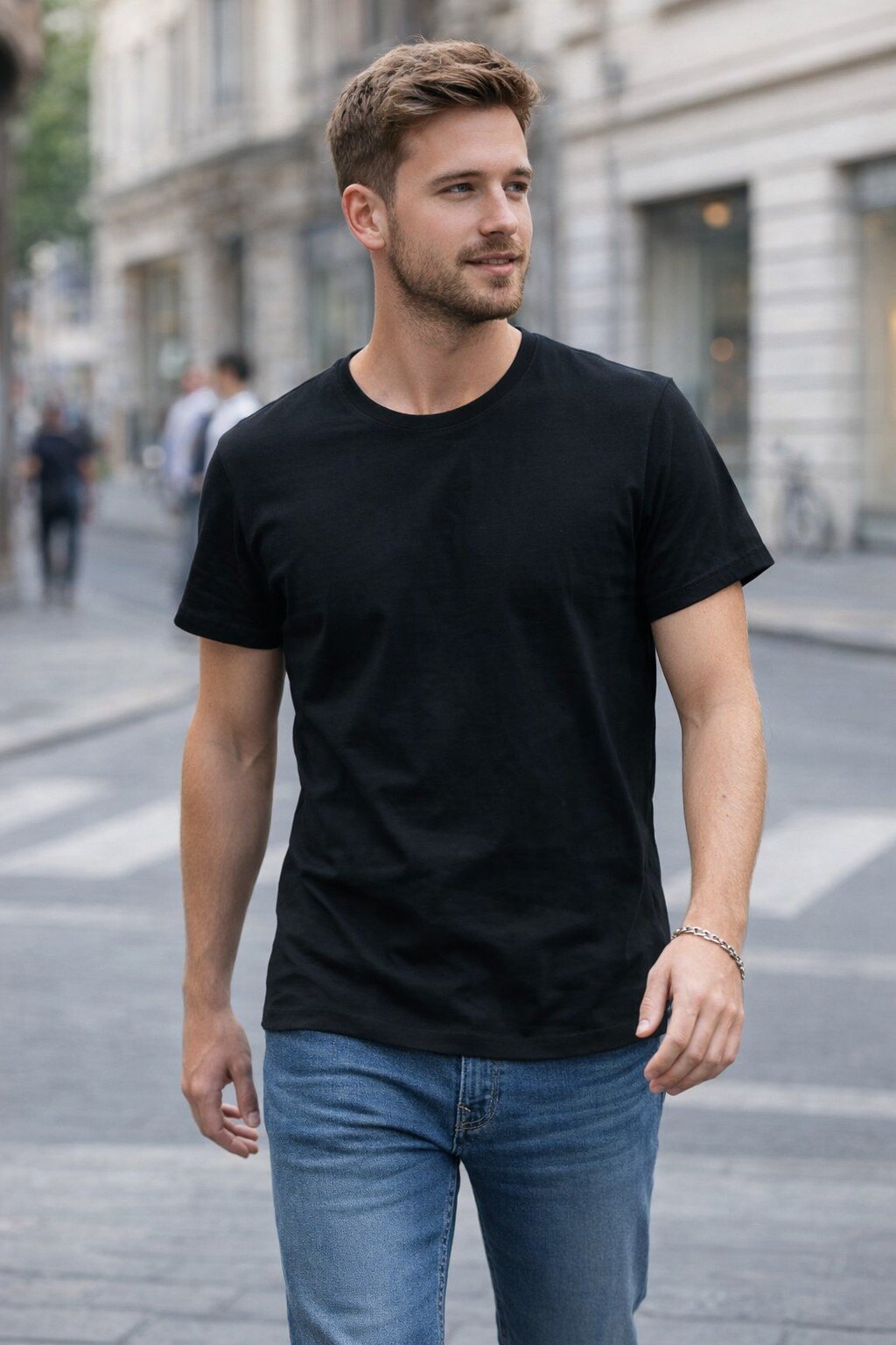 Wholesaler KIS₂ - MEN'S CASUAL SHORT SLEEVE CREW NECK SOLID COLOR T-SHIRT WITH SIZES