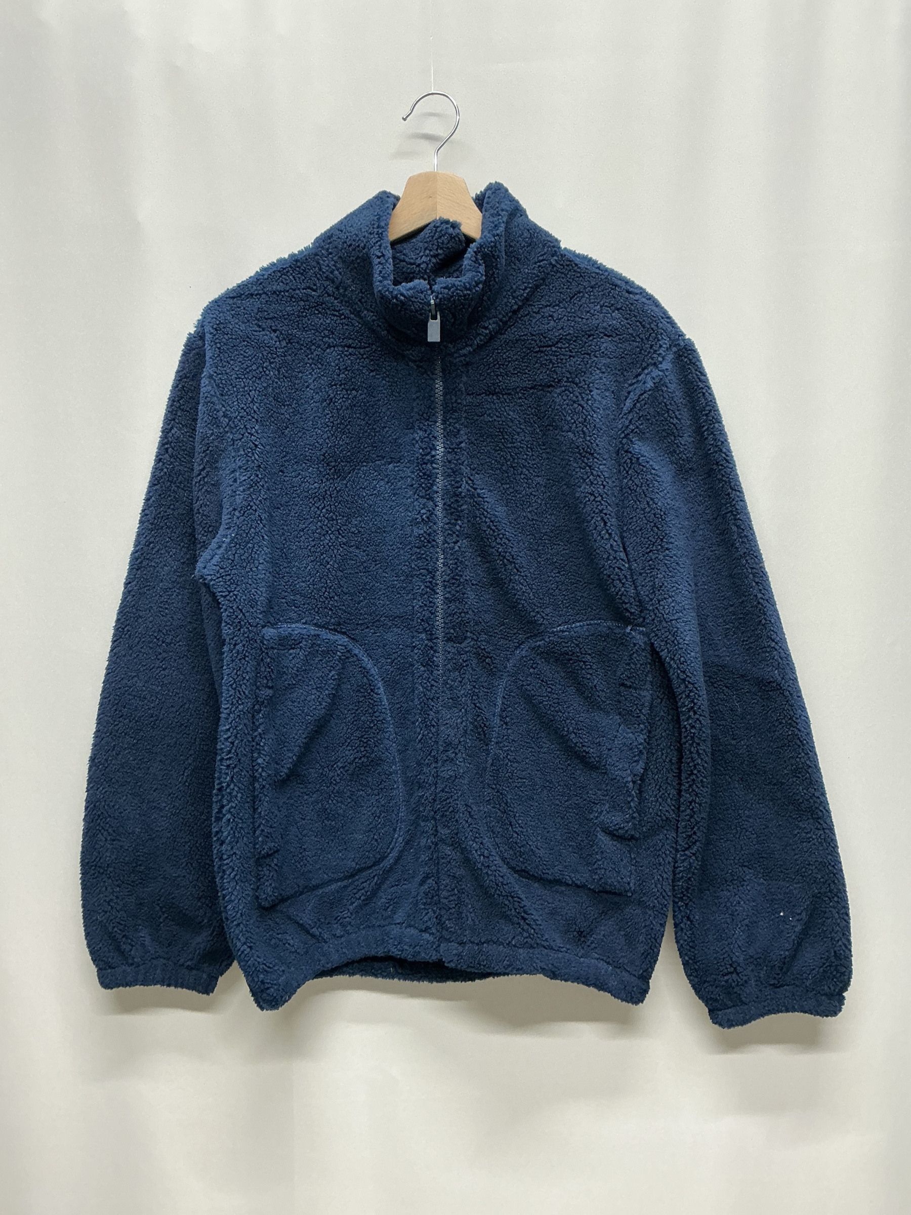 Wholesaler KIS₂ - MEN'S TEDDY JACKET WITH ZIP AND FRONT POCKETS HIGH COLLAR WARM COMFORTABLE SOLID COLOR WITH SIZES