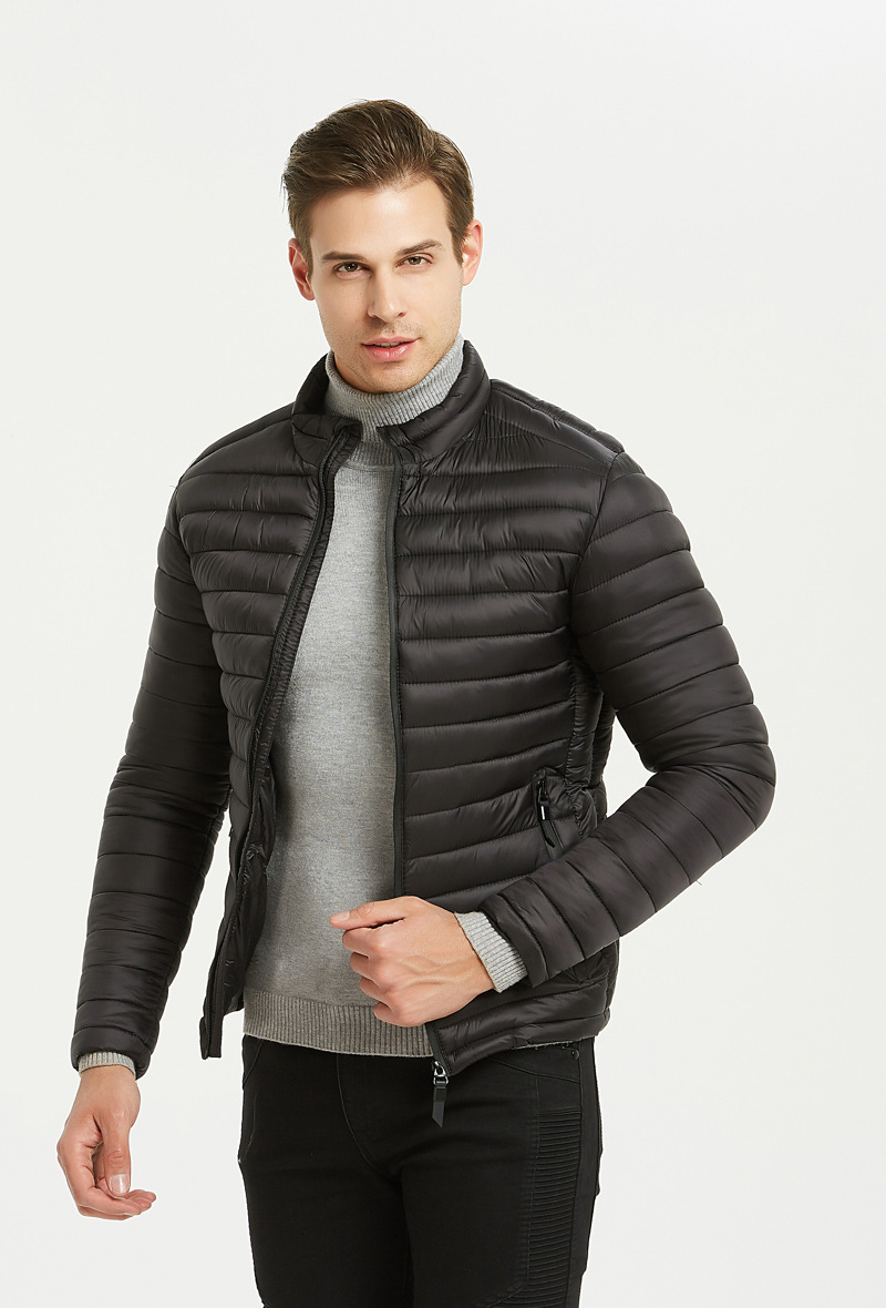 Großhändler KYMAXX - Schlichte Daunenjacke mit Rundhalsausschnitt