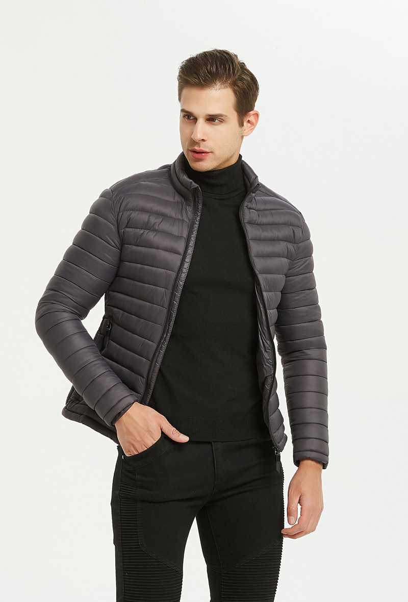 Großhändler KYMAXX - Schlichte Daunenjacke mit Rundhalsausschnitt