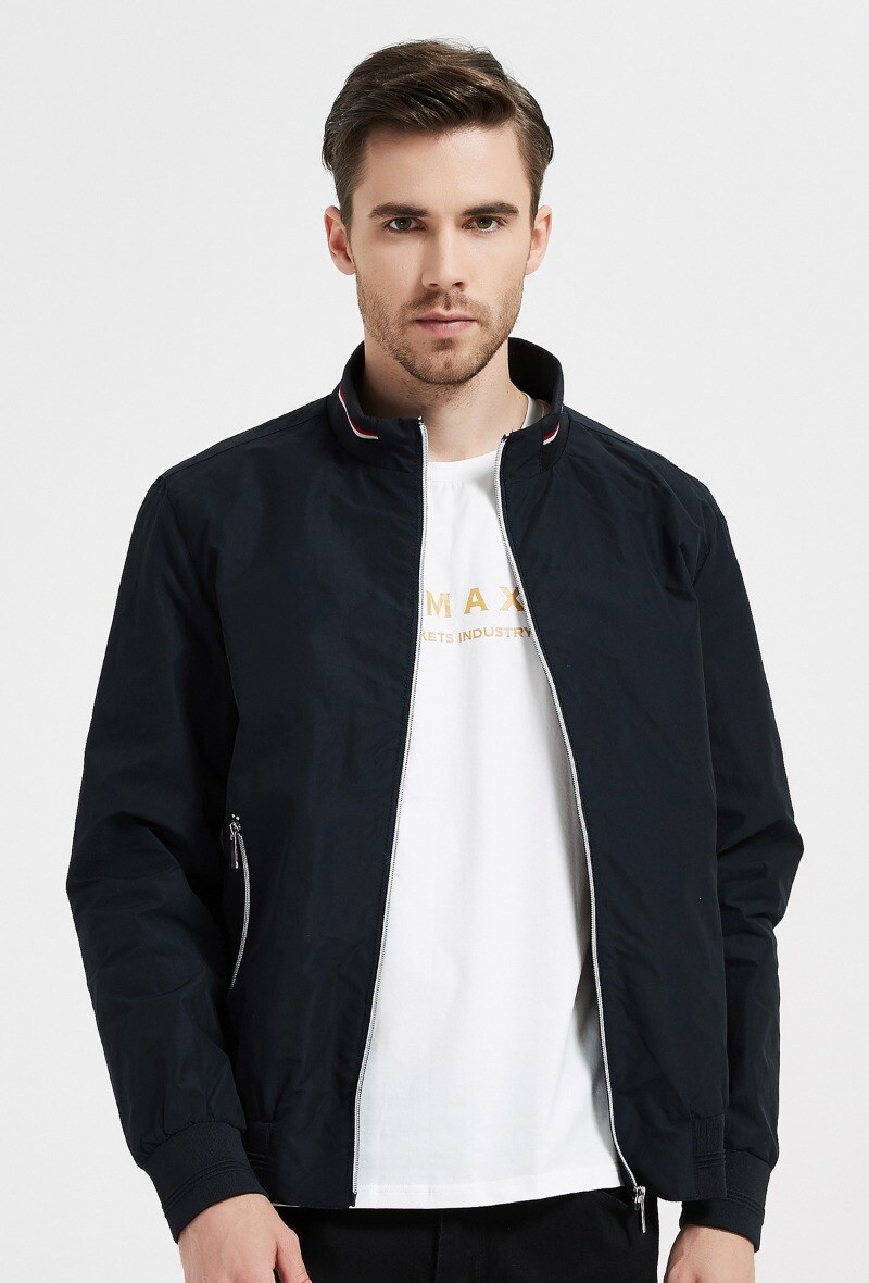 Großhändler KYMAXX - Wasserabweisende Windjacke im Bomber-Stil mit dreifarbigem Stehkragen