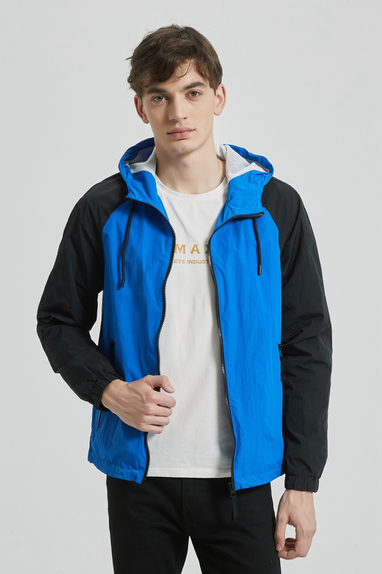 Wholesaler KYMAXX - Lightweight water-repellent plain jacket with zip