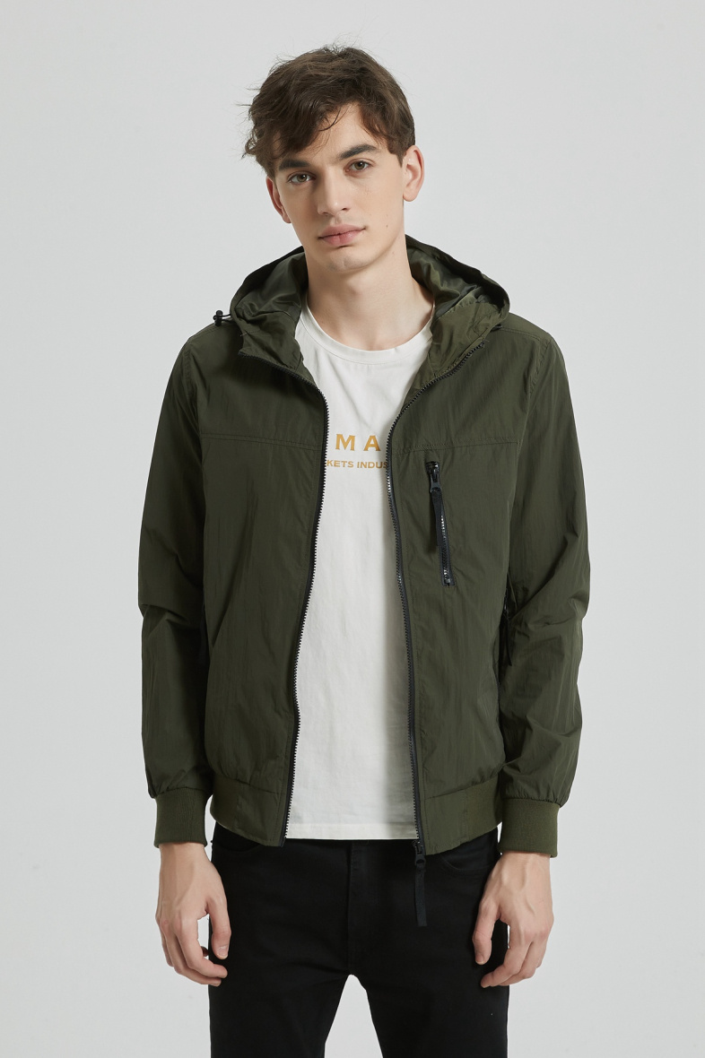 Wholesaler KYMAXX - Lightweight water-repellent plain jacket with integrated hood and drawstring