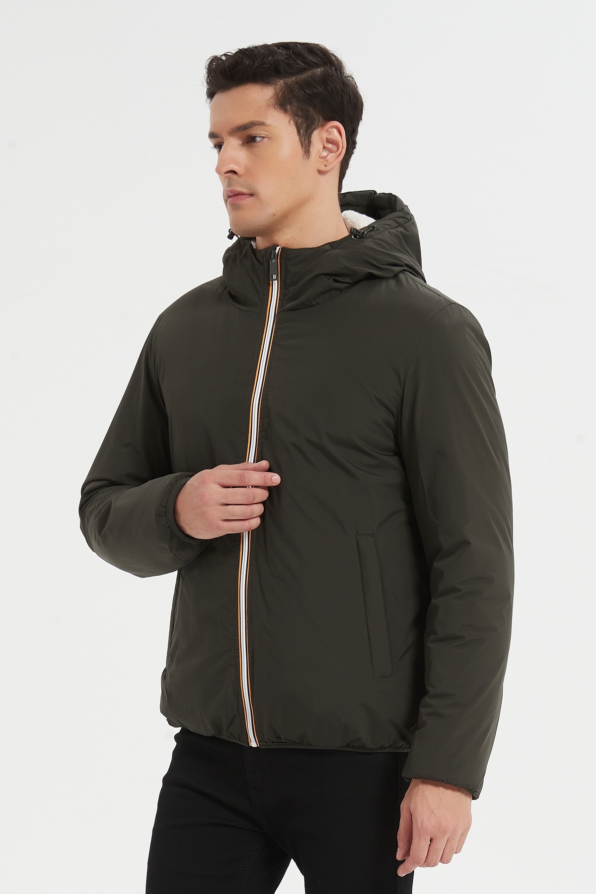Grossista KYMAXX - Parka corto invernale, modello a taglio dritto