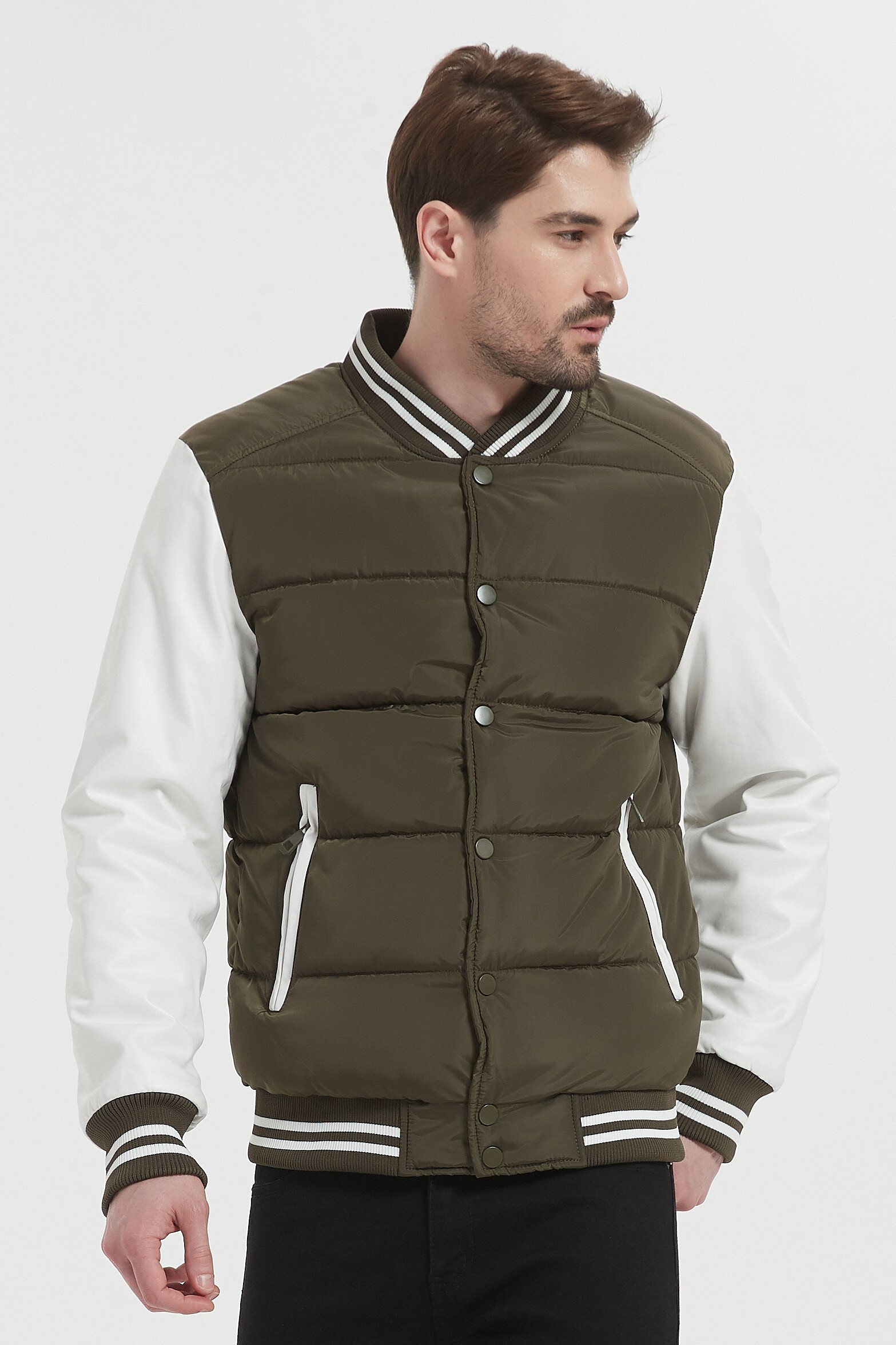 Wholesaler KYMAXX - Bumber jacket puffed matt bust and contrasting sleeves