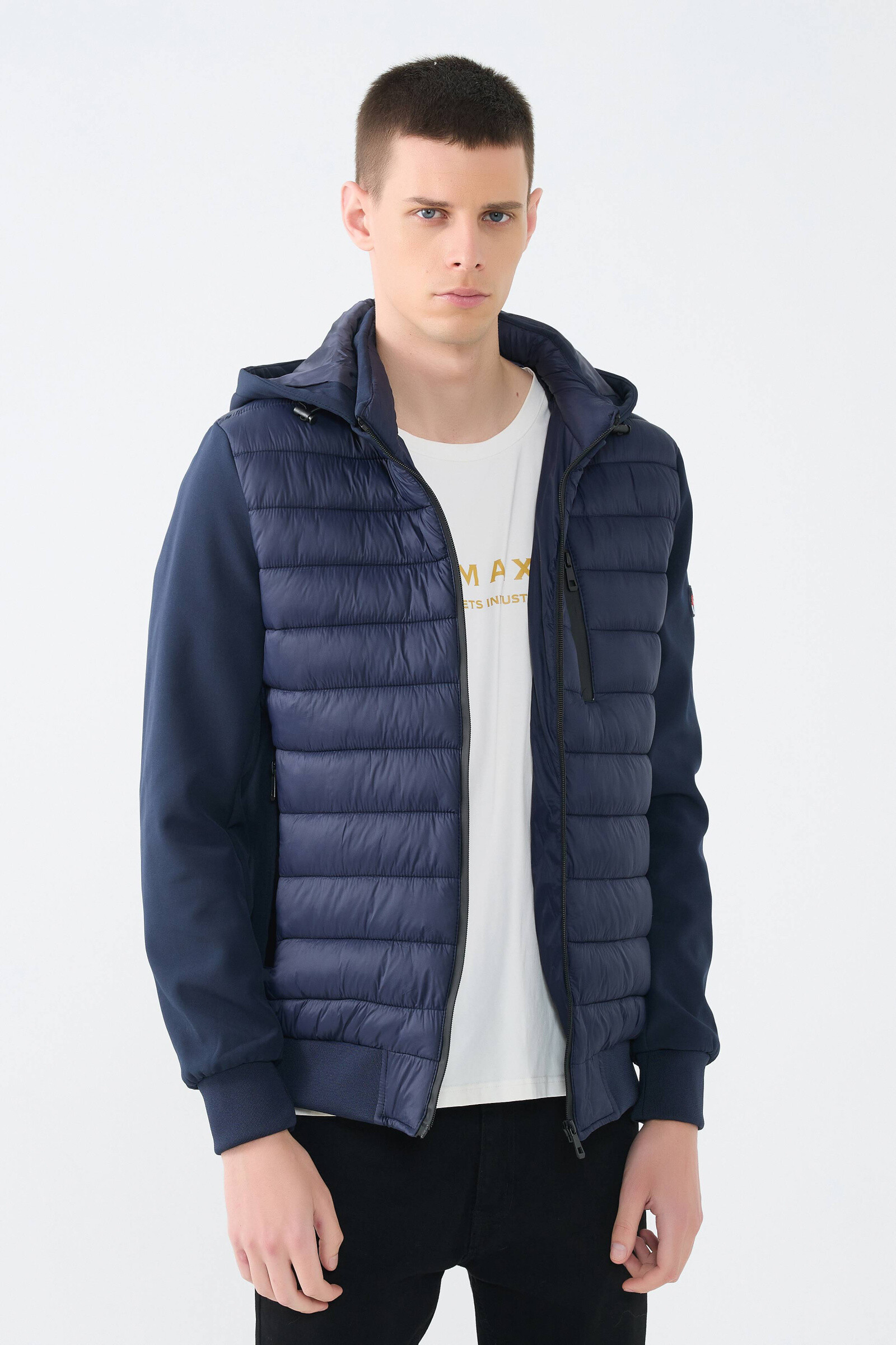 Wholesaler KYMAXX - Bi-material down jacket with hood